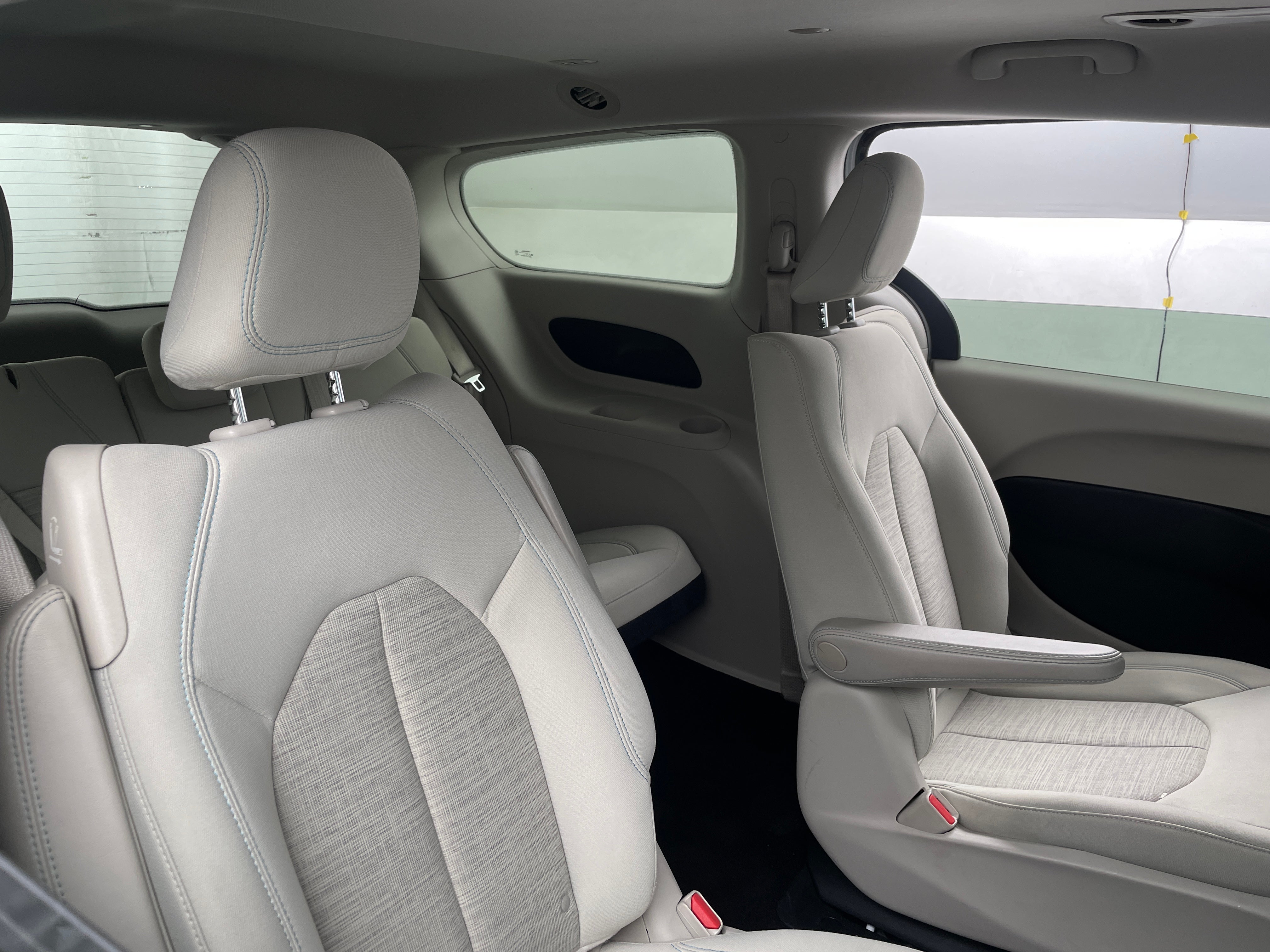 2018 Chrysler Pacifica Hybrid Touring Plus 6