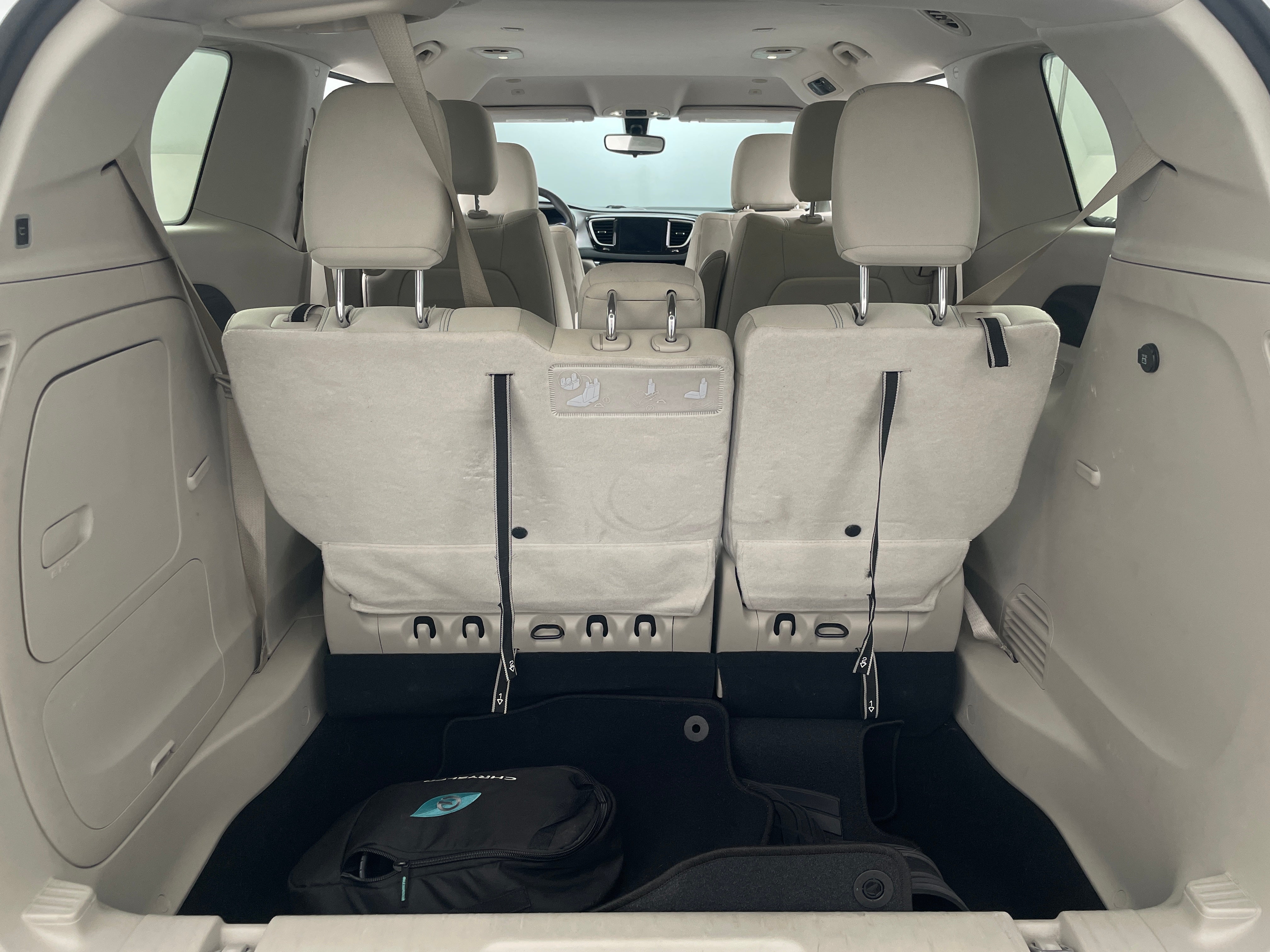2018 Chrysler Pacifica Hybrid Touring Plus 7