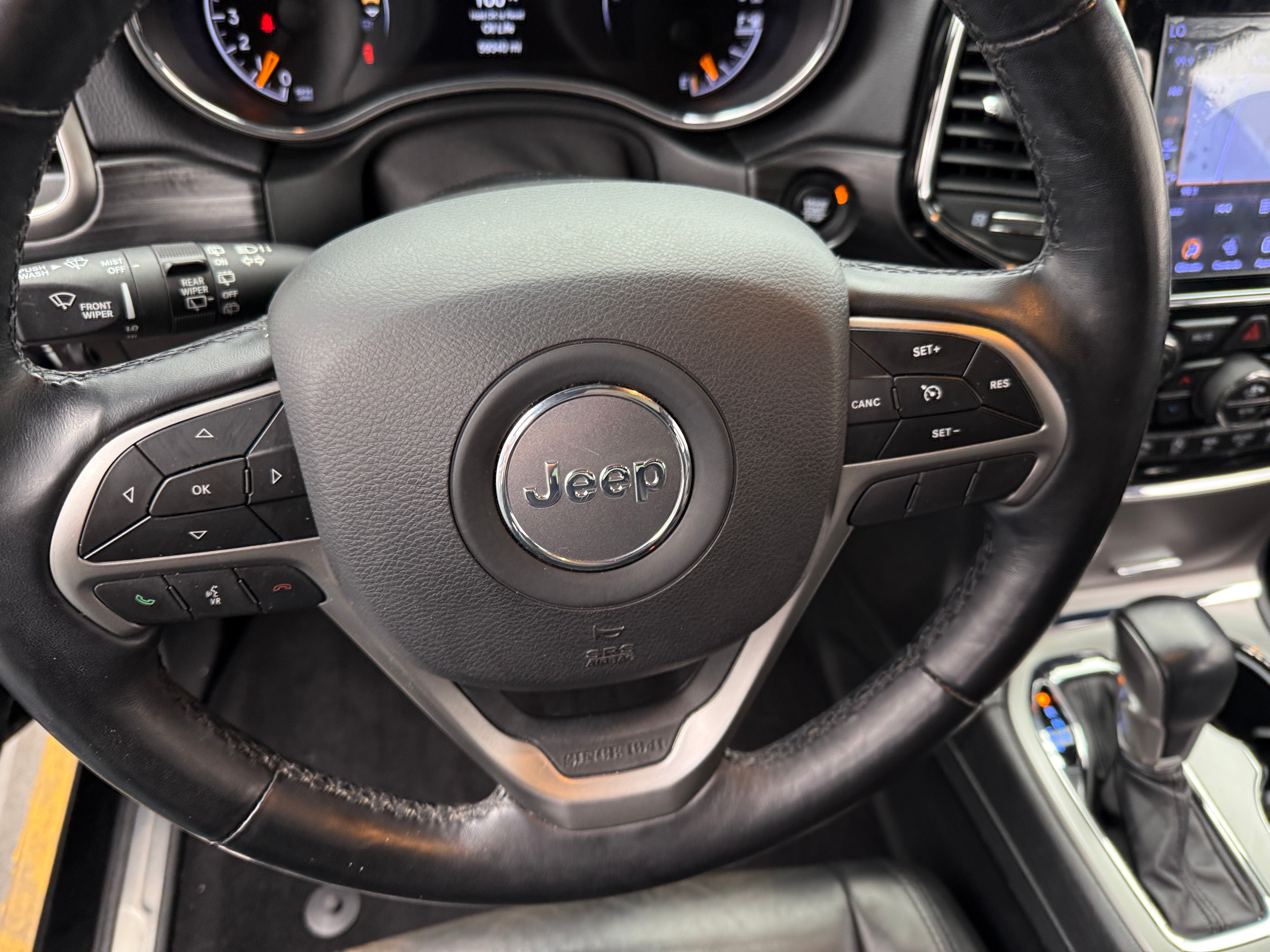 2020 Jeep Grand Cherokee Limited Edition 4
