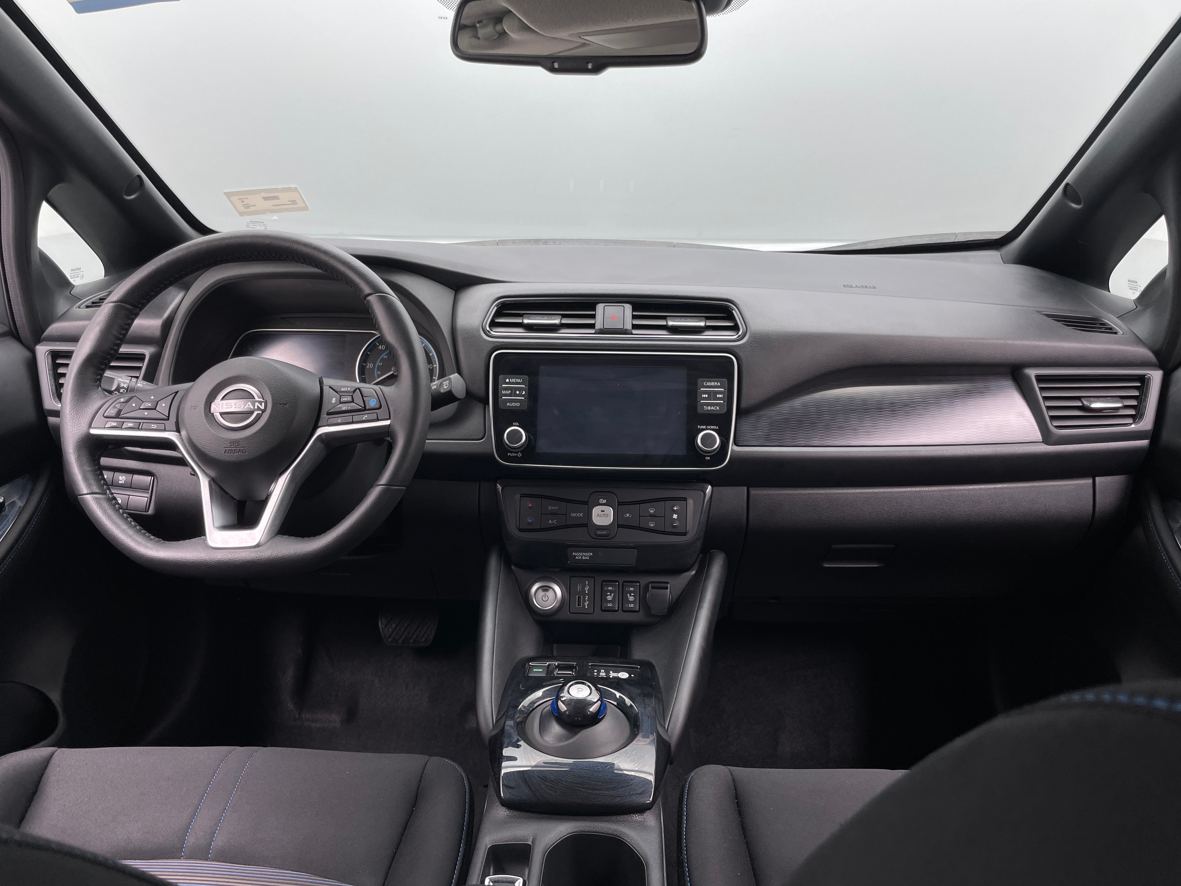 Thumbnail: 2024 Nissan Leaf - 3