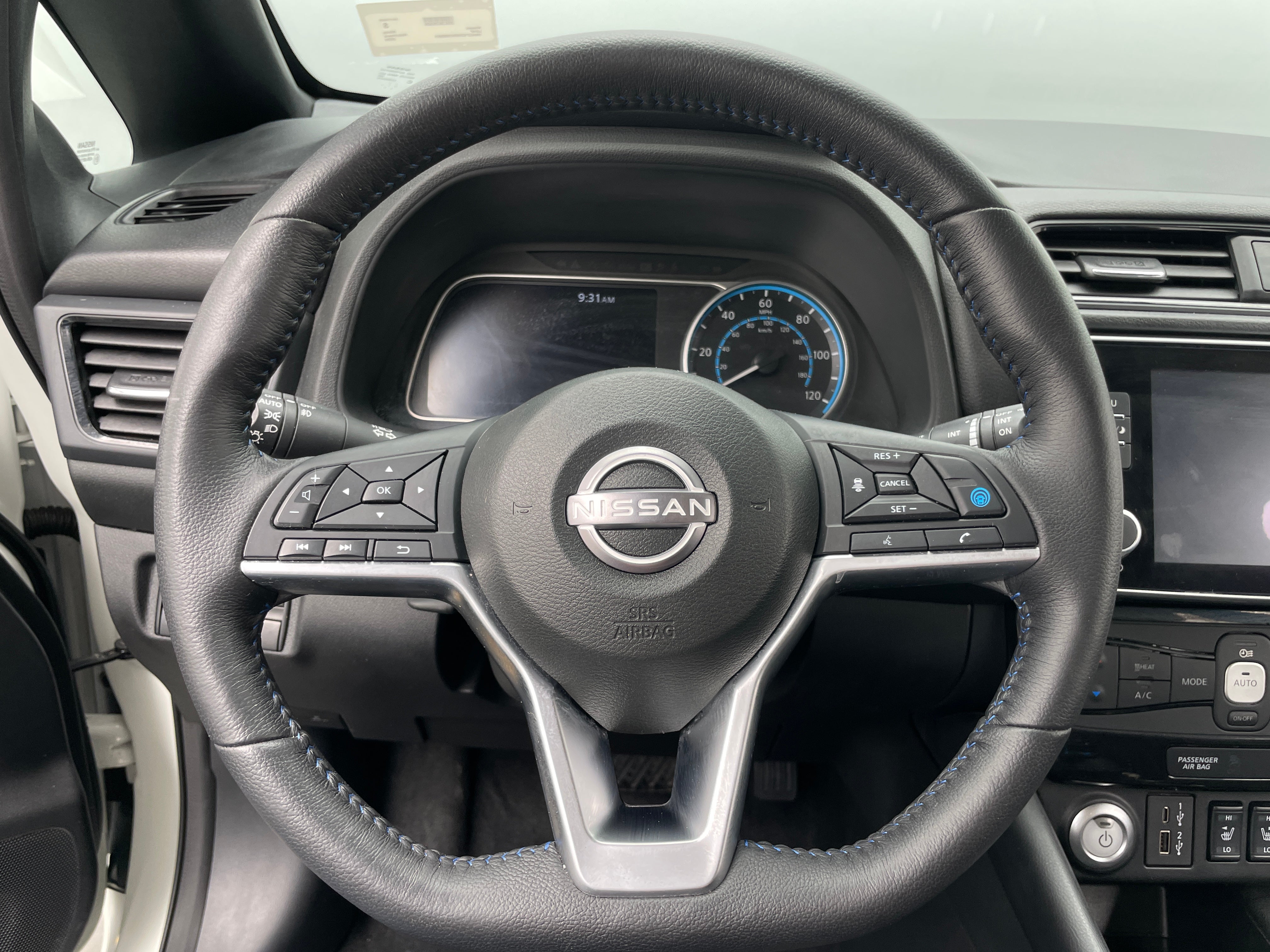 Thumbnail: 2024 Nissan Leaf - 5