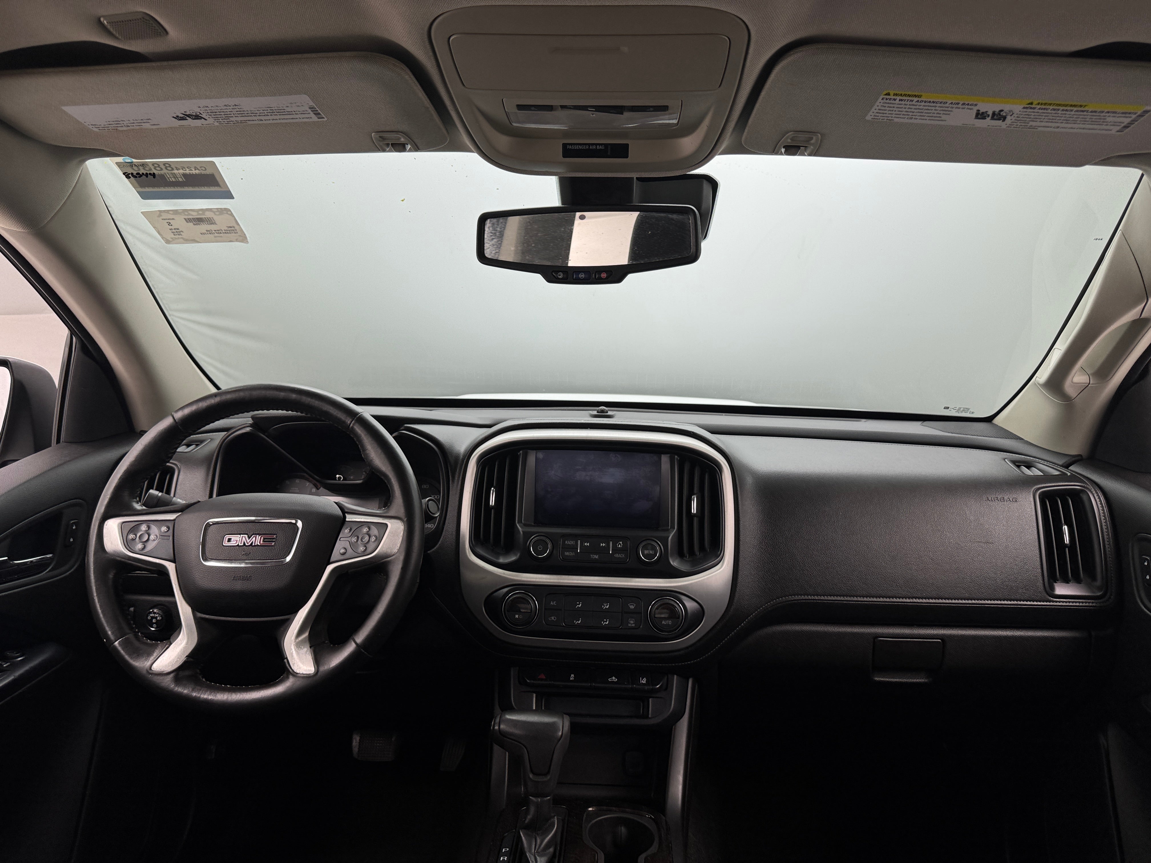 2015 GMC Canyon SLE 3