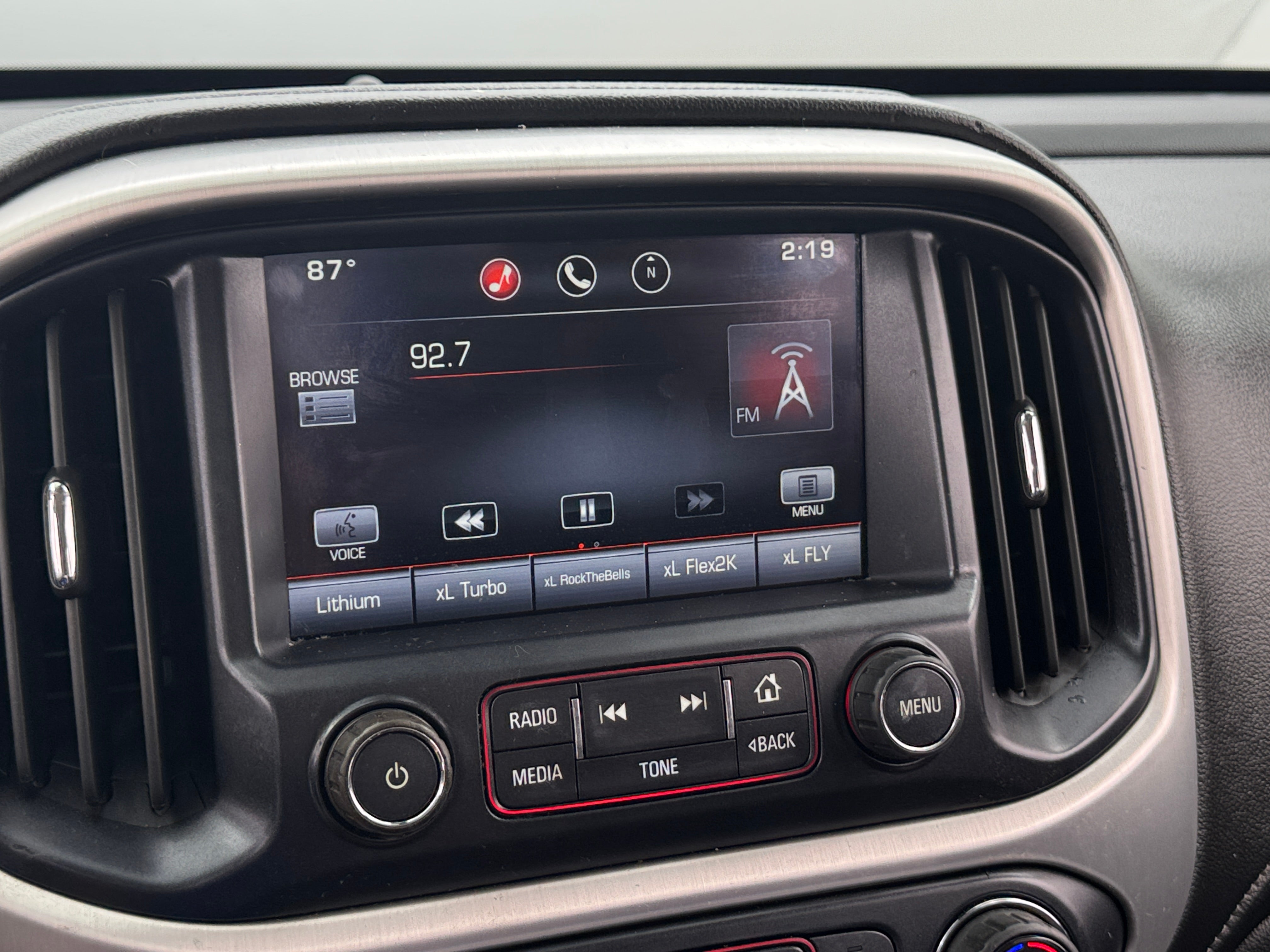 2015 GMC Canyon SLE 4