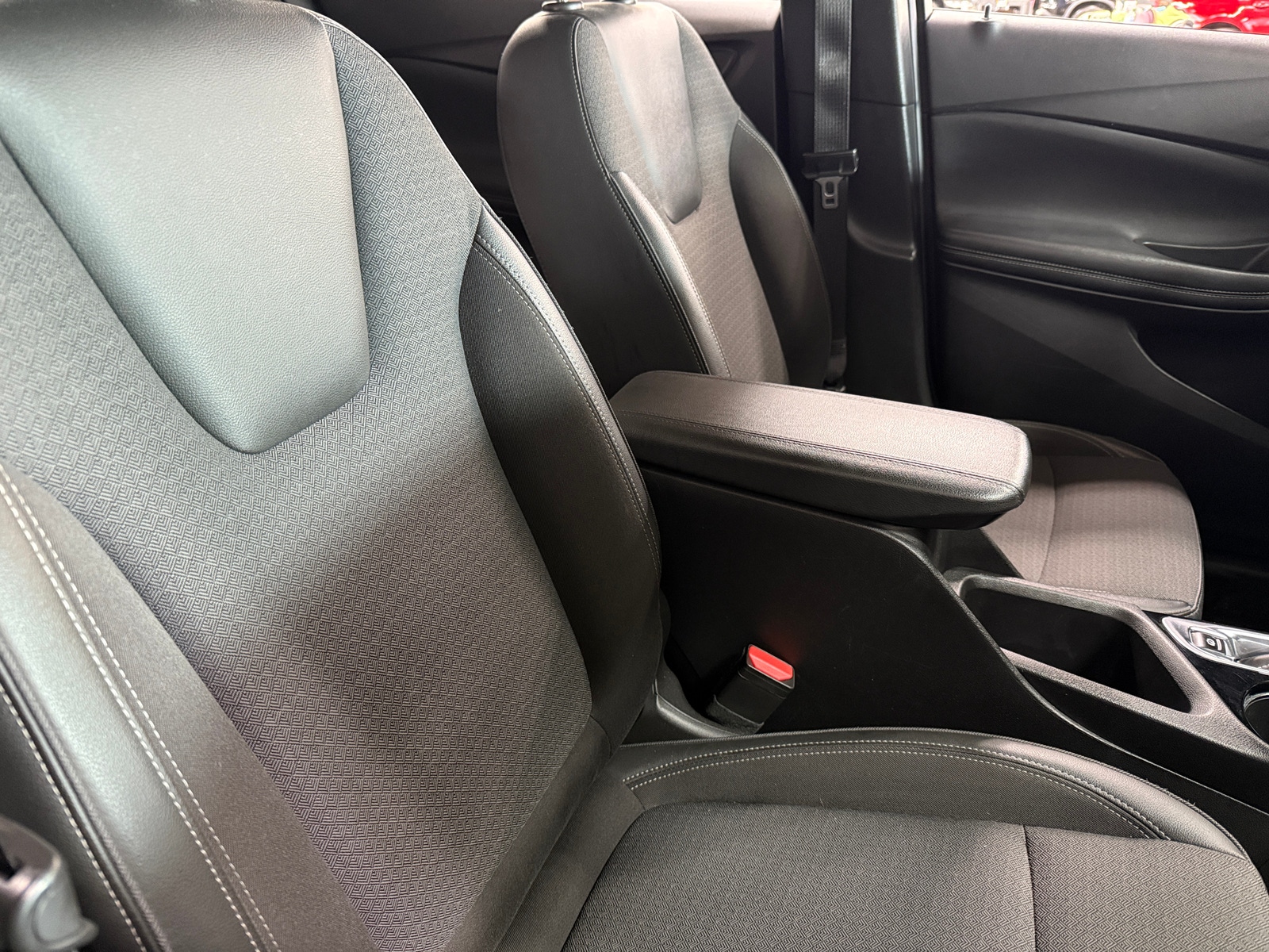 Thumbnail: 2020 Buick Encore GX - 2