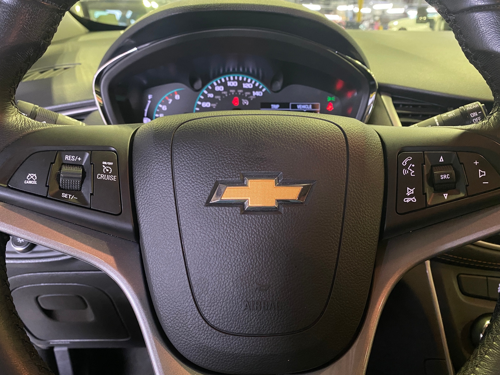 Thumbnail: 2022 Chevrolet Trax - 4