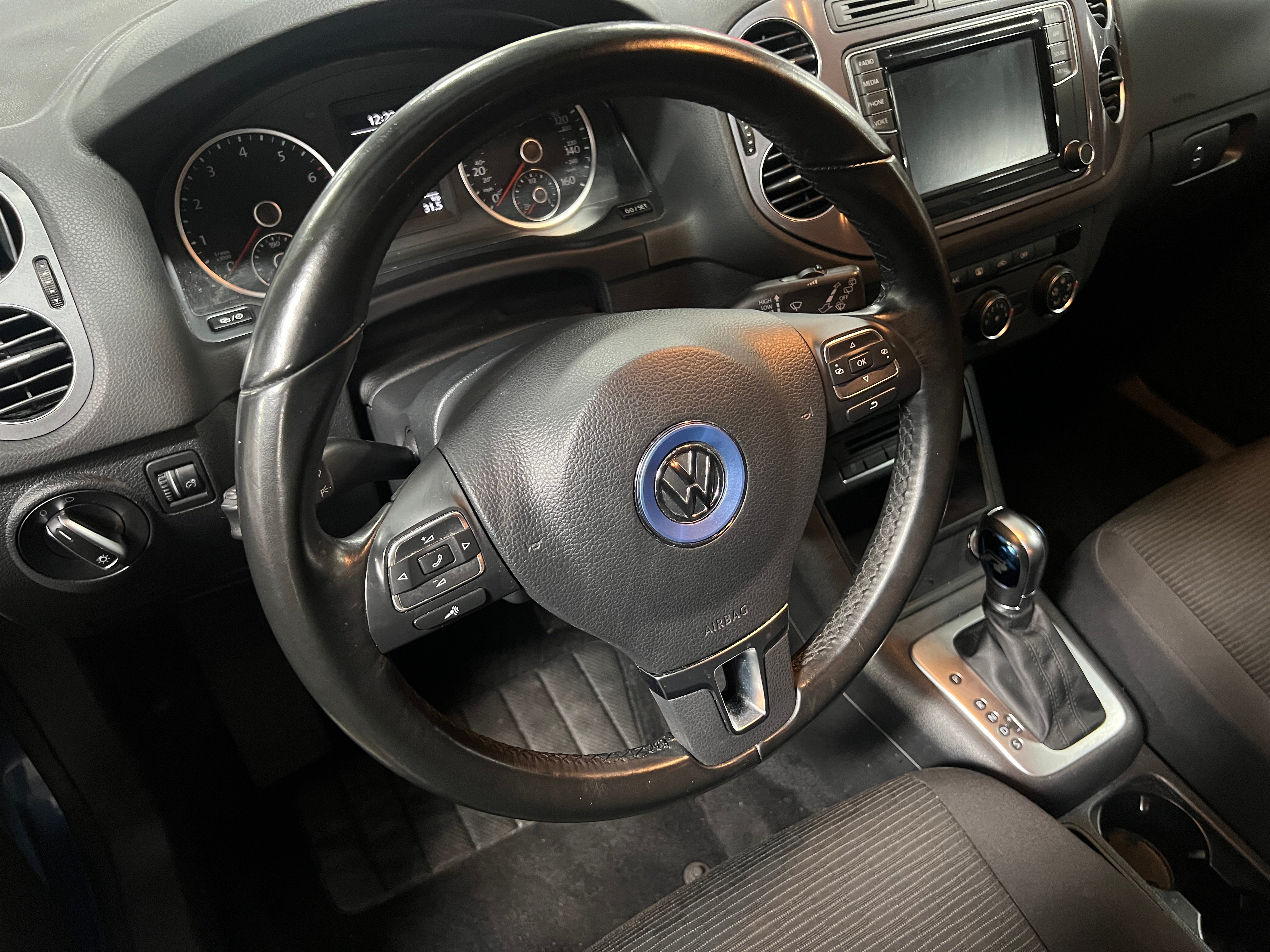 Thumbnail: 2018 Volkswagen Tiguan - 5