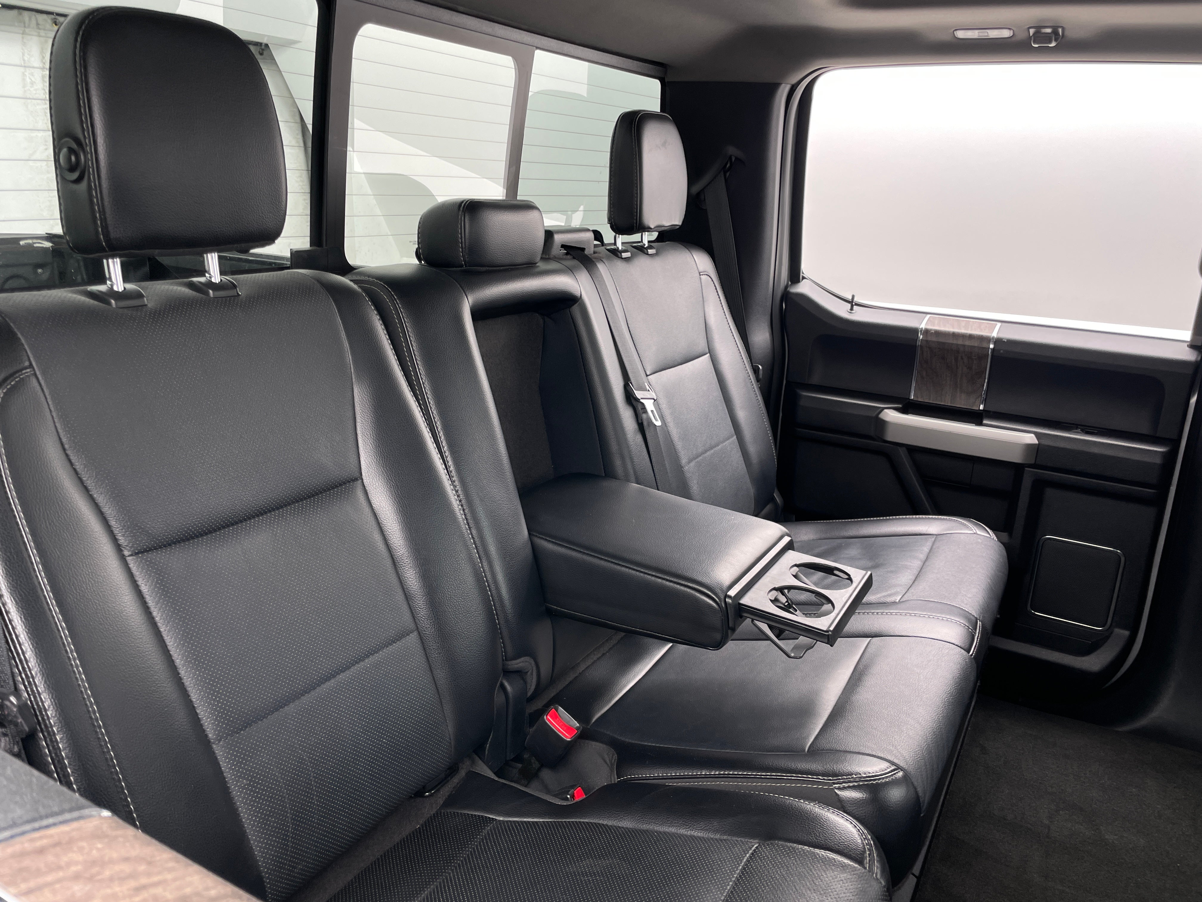 2017 Ford Econoline E-350 5