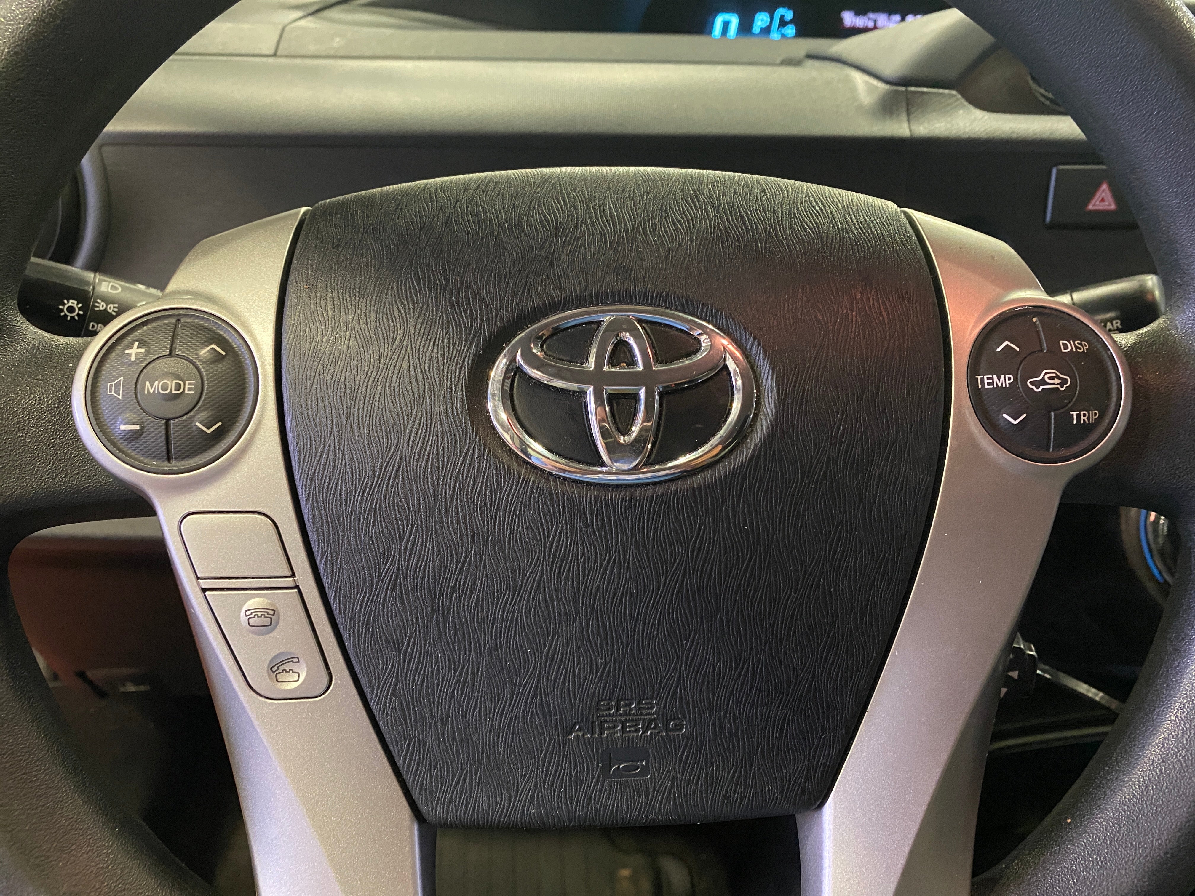 Thumbnail: 2014 Toyota Prius c - 4
