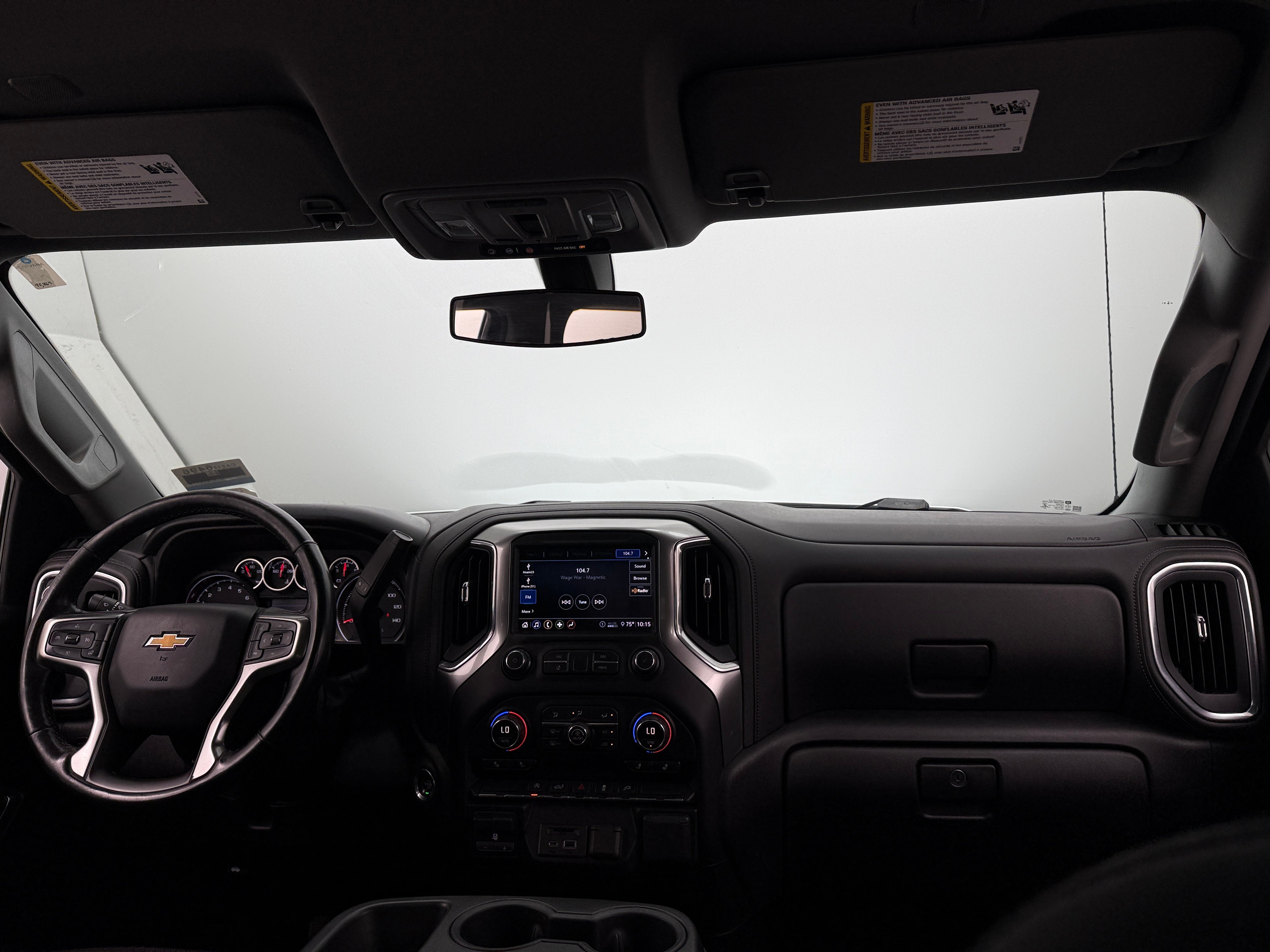 2020 Chevrolet Silverado 1500 LT 3