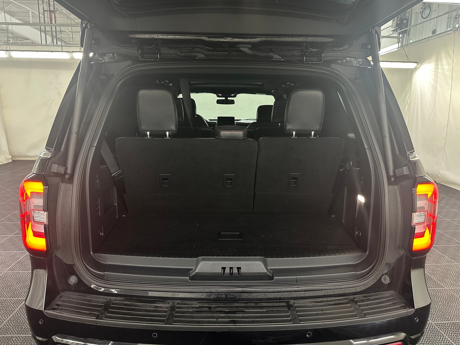 Thumbnail: 2023 Ford Expedition - 6