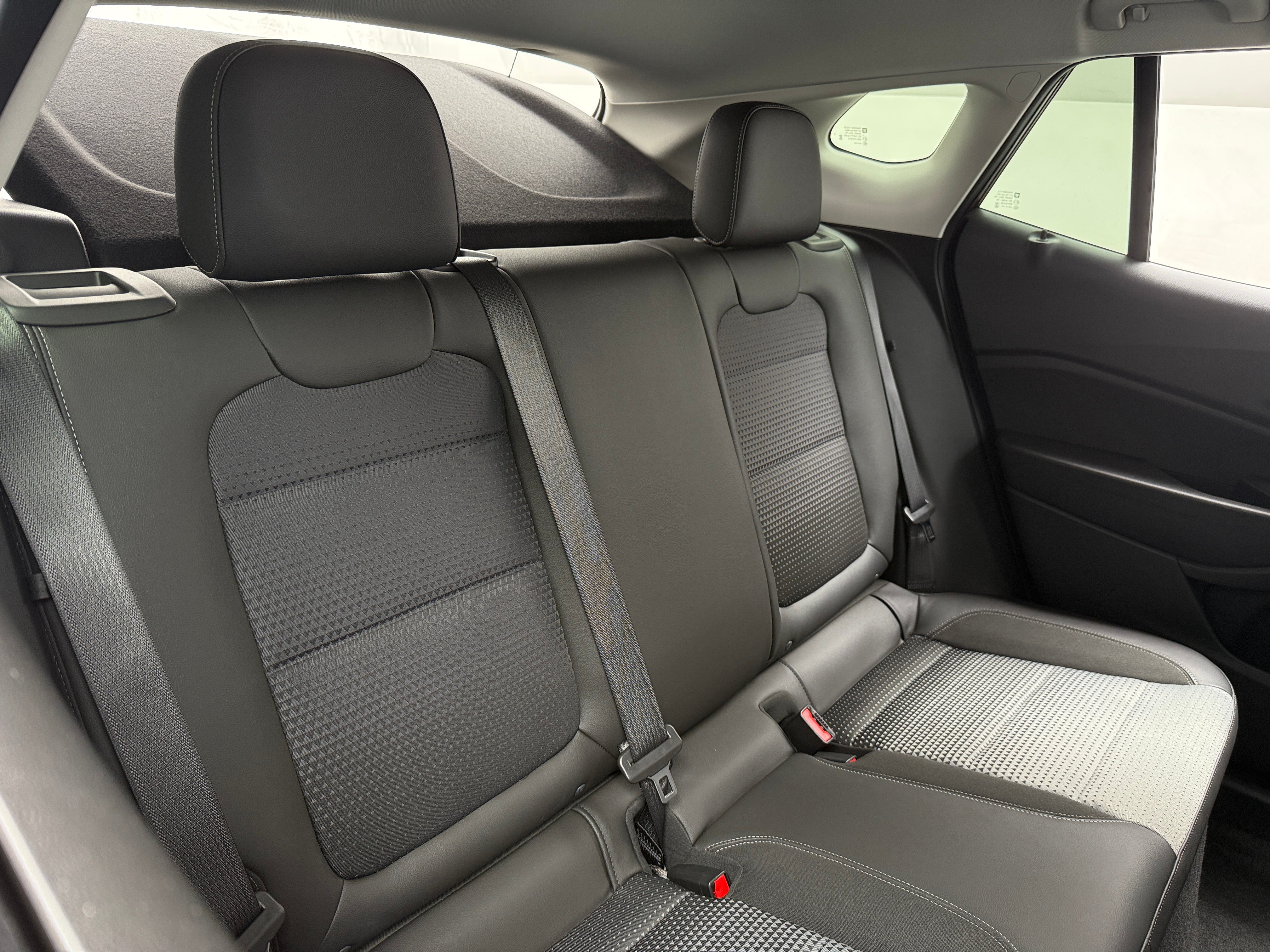 Thumbnail: 2025 Chevrolet Trax - 6