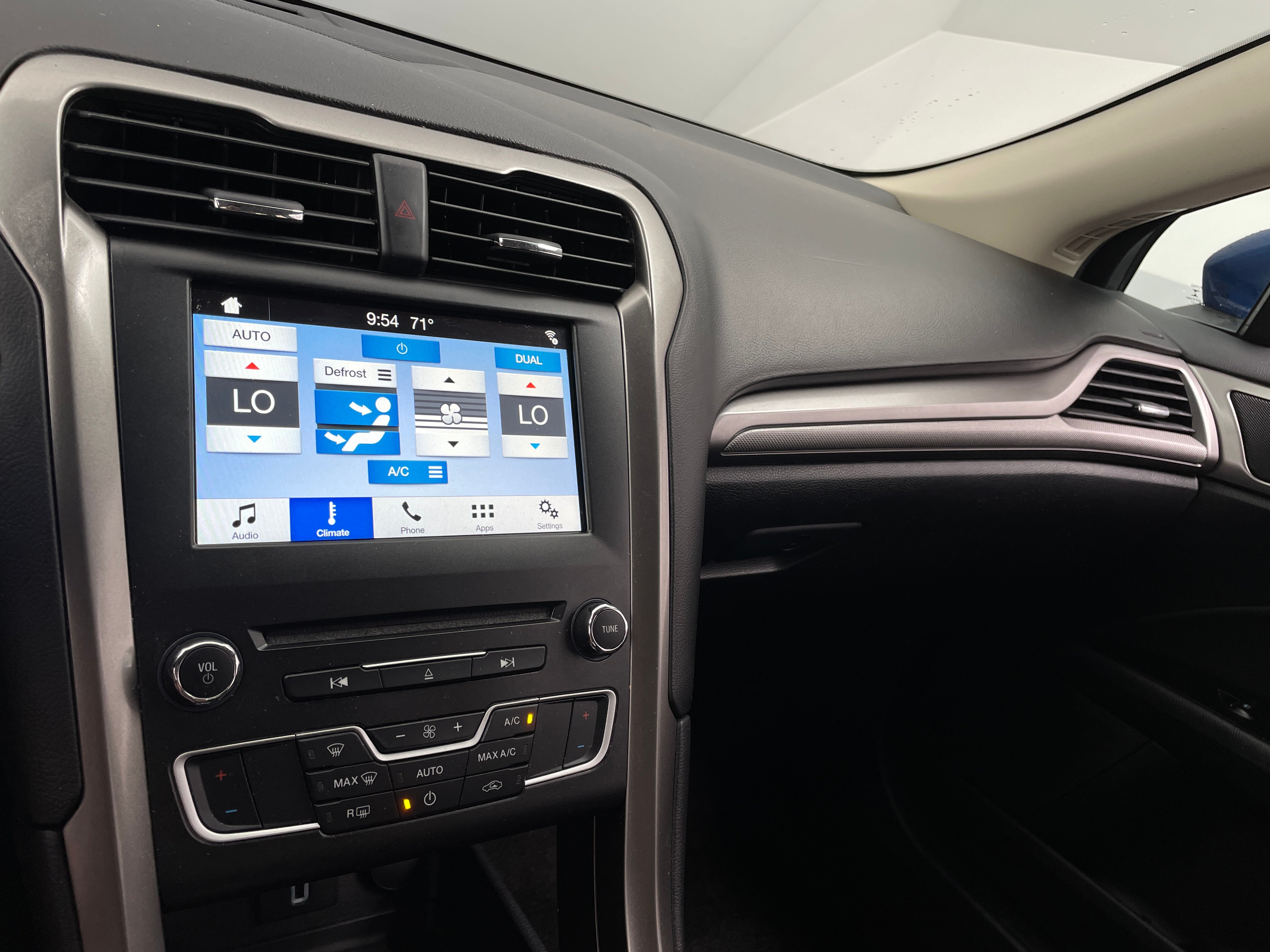 2017 Ford Fusion SE 4