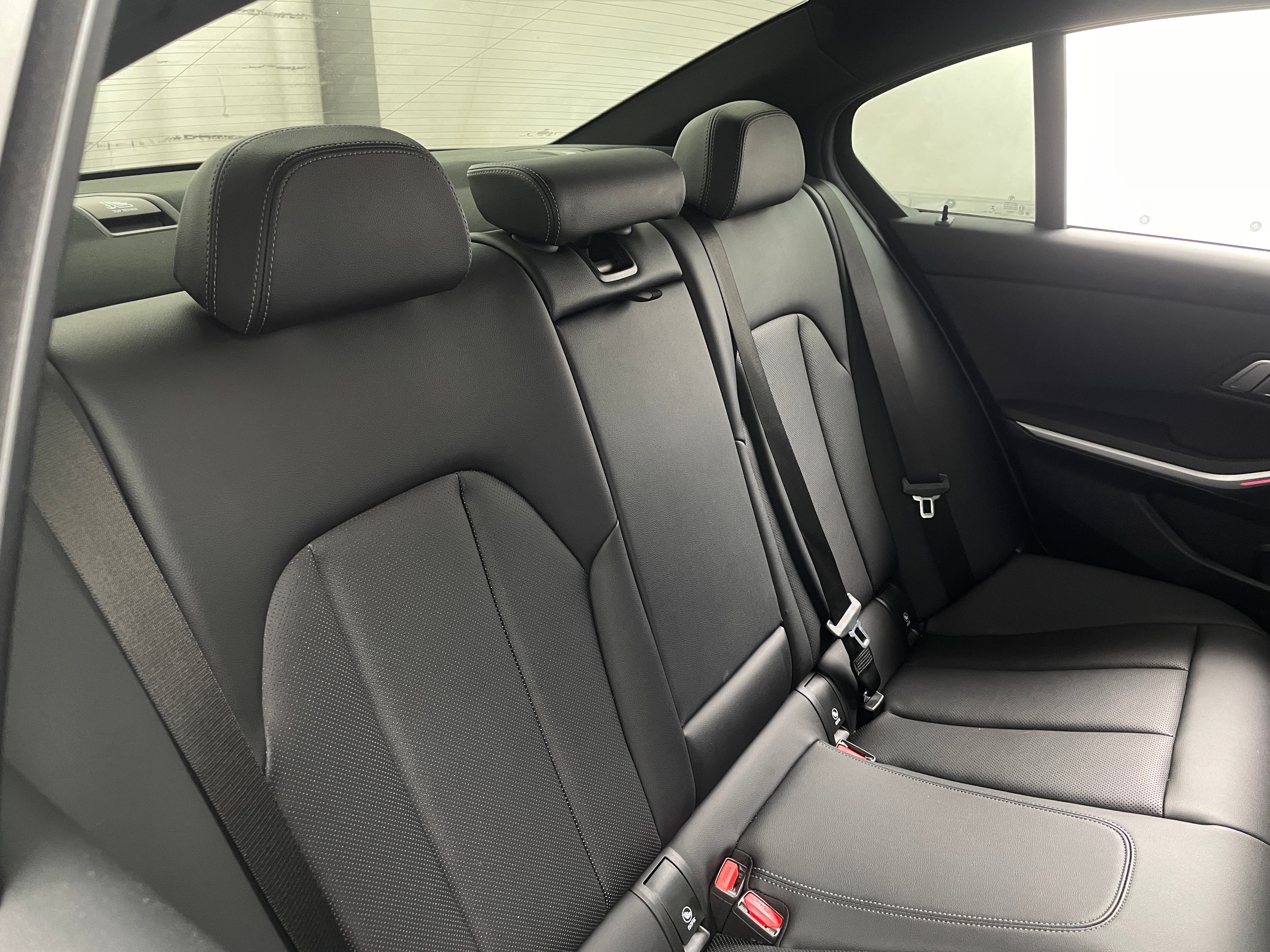 2023 BMW 3 Series 330i 5