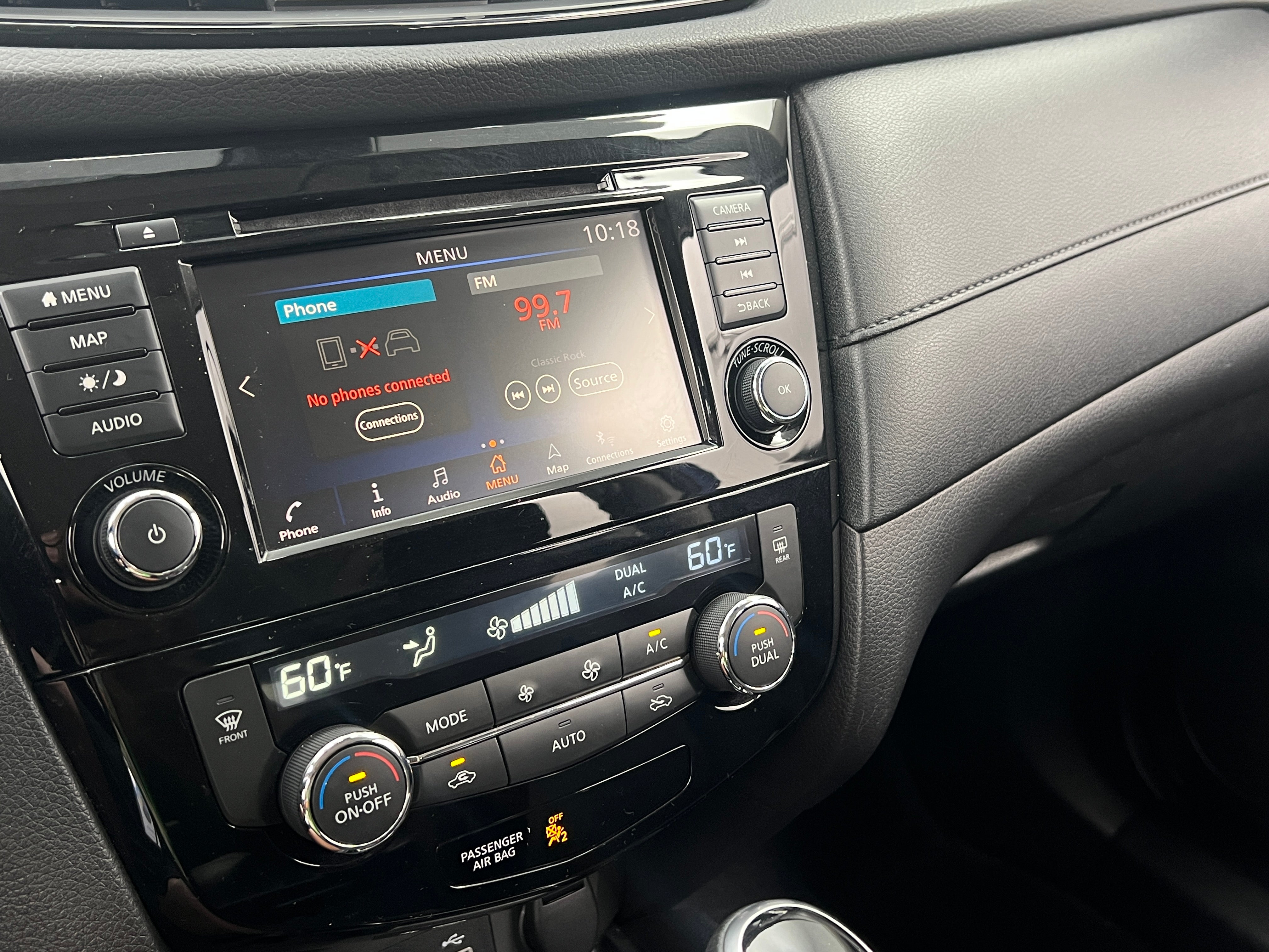 2020 Nissan Rogue SV 4