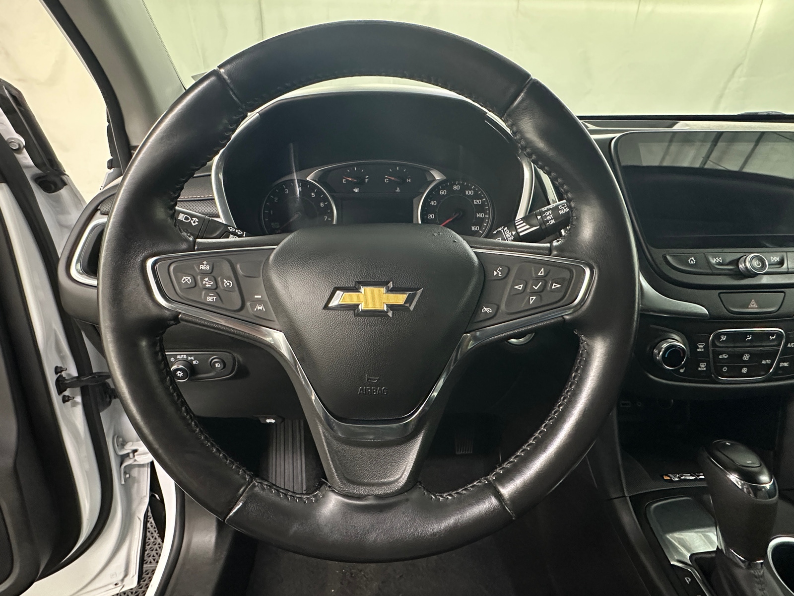 Thumbnail: 2021 Chevrolet Equinox - 4