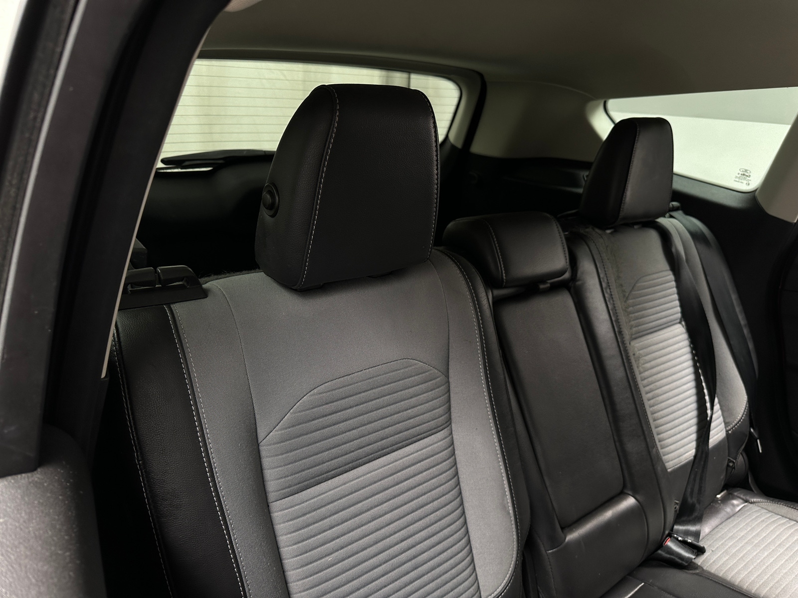 Thumbnail: 2019 Ford Escape - 6