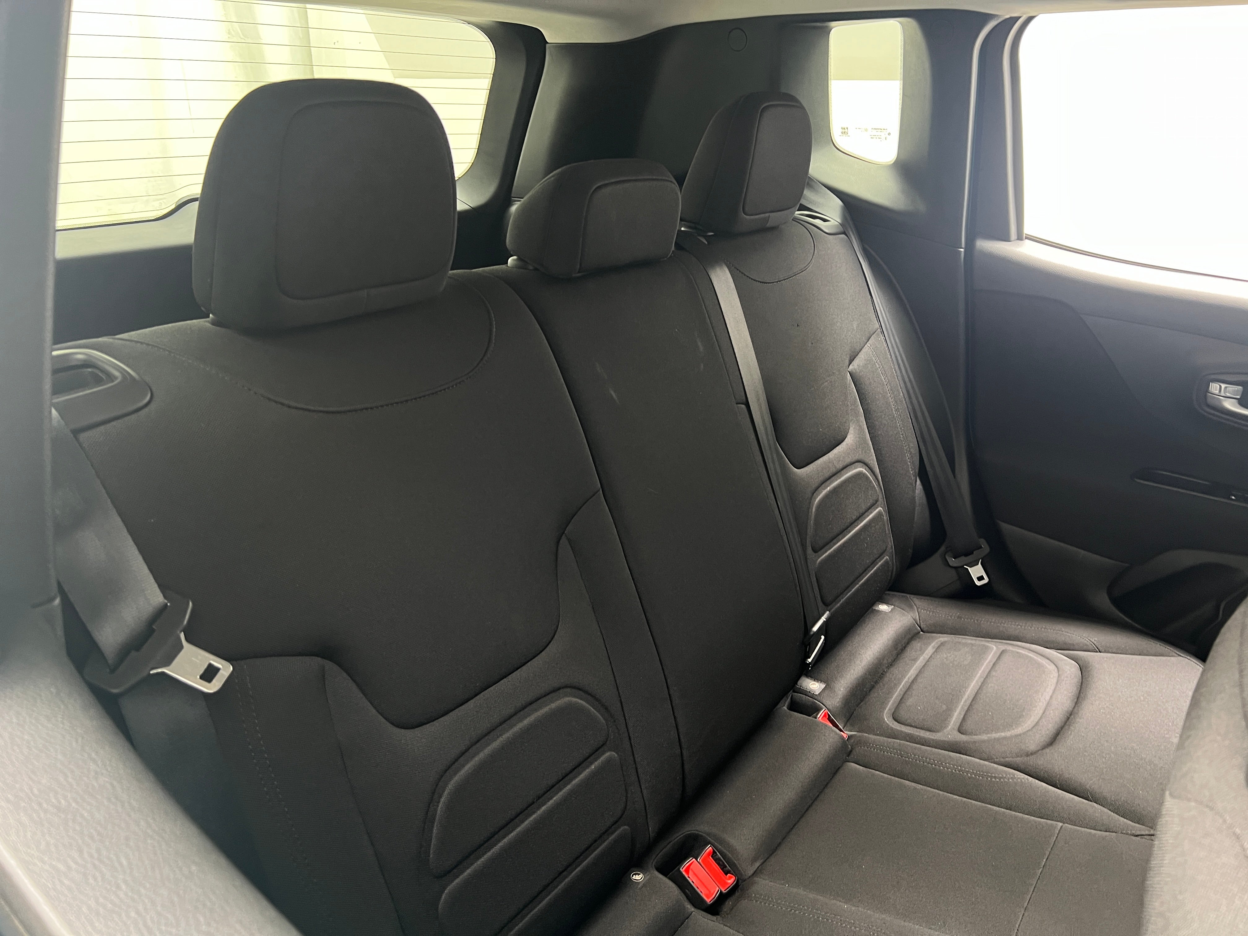 Thumbnail: 2020 Jeep Renegade - 6