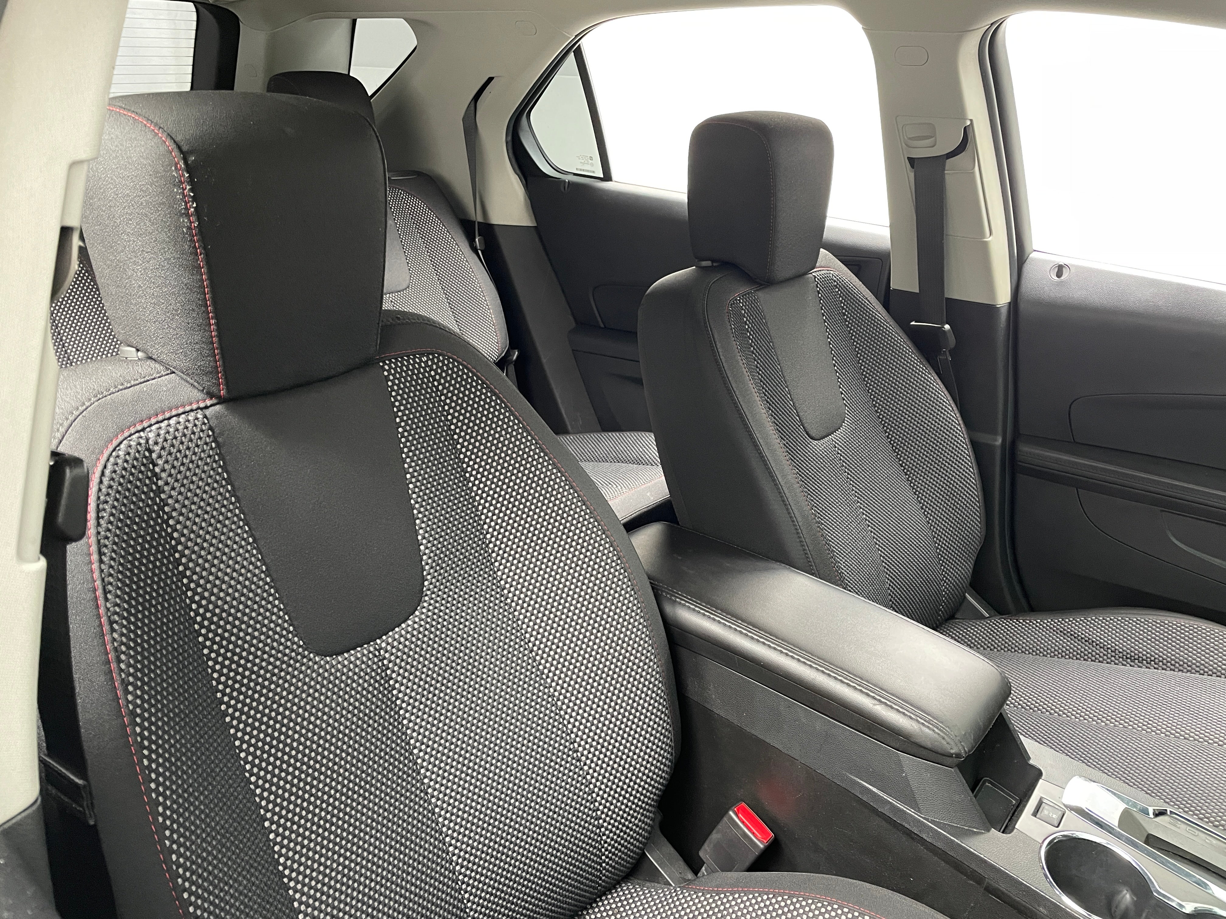2017 Chevrolet Equinox LS 2