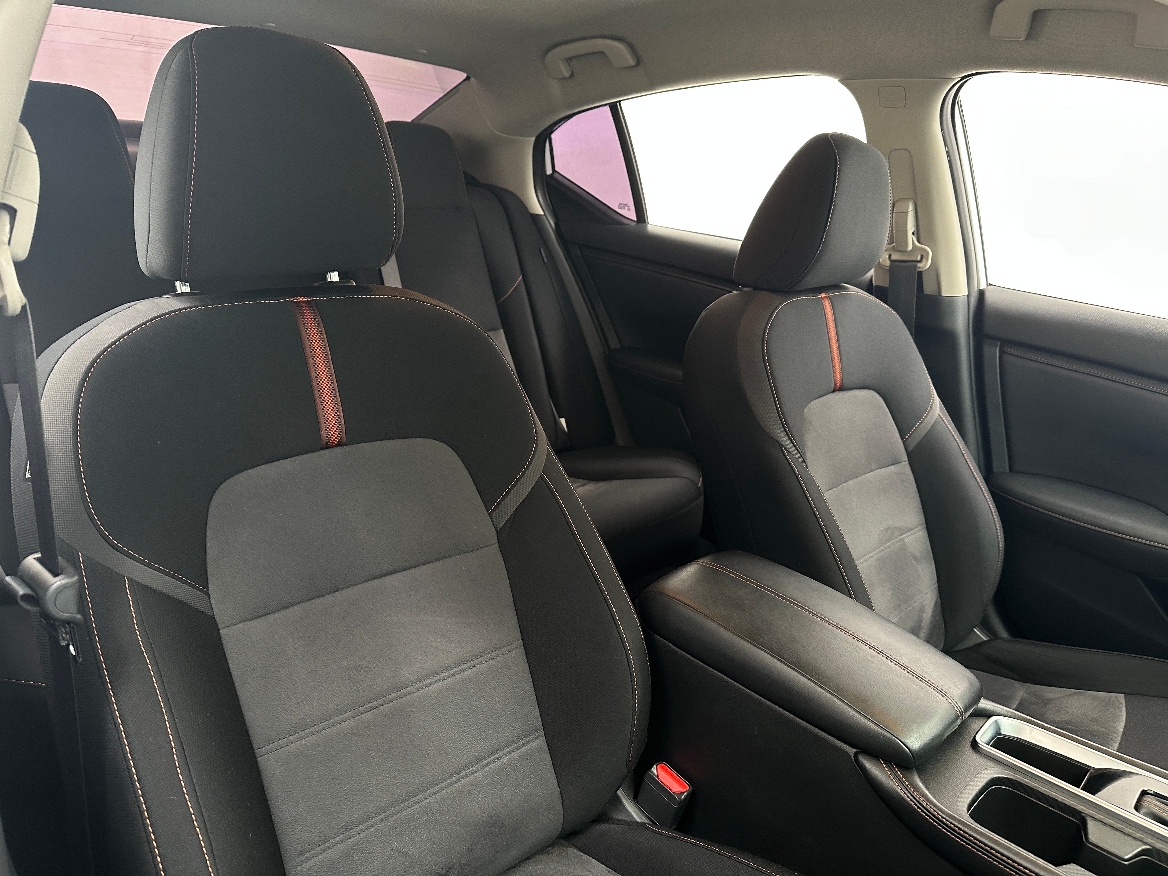 2022 Nissan Sentra SR 2