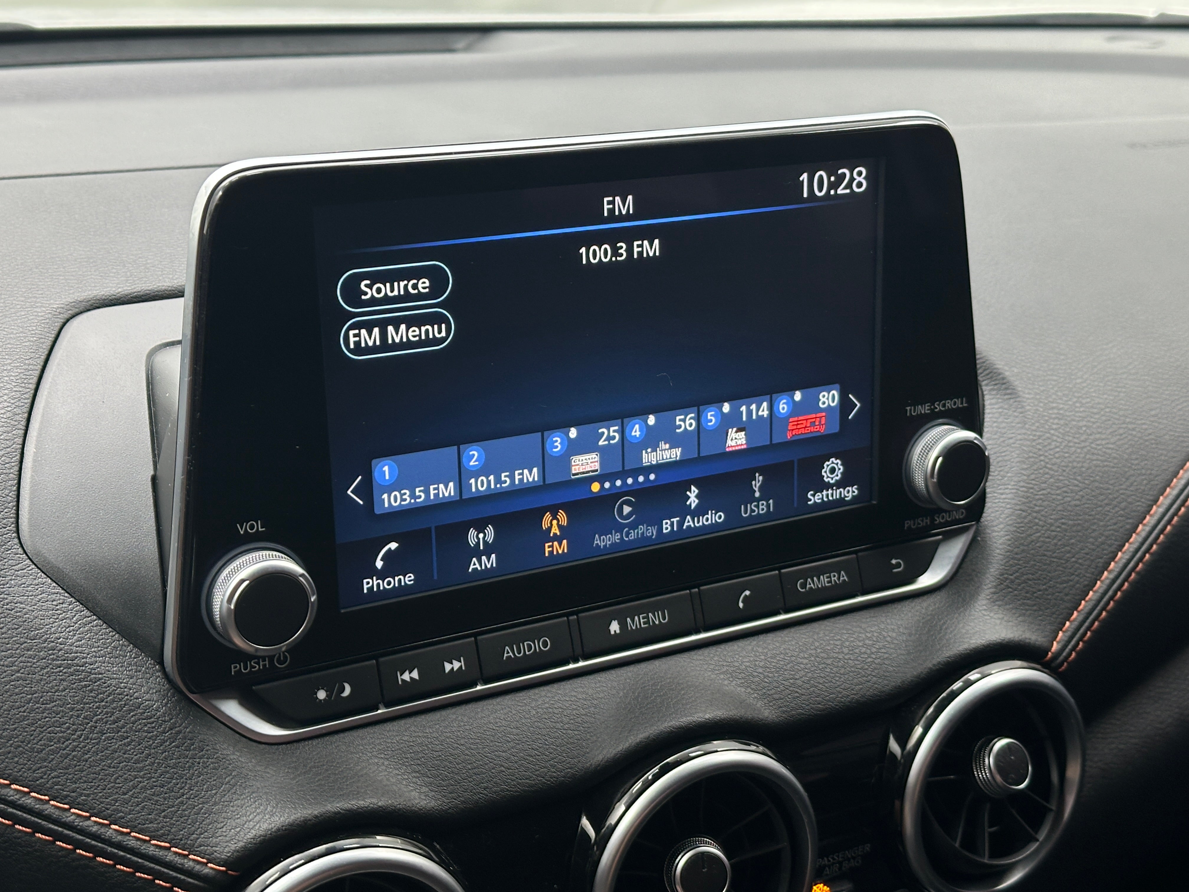 2022 Nissan Sentra SR 4