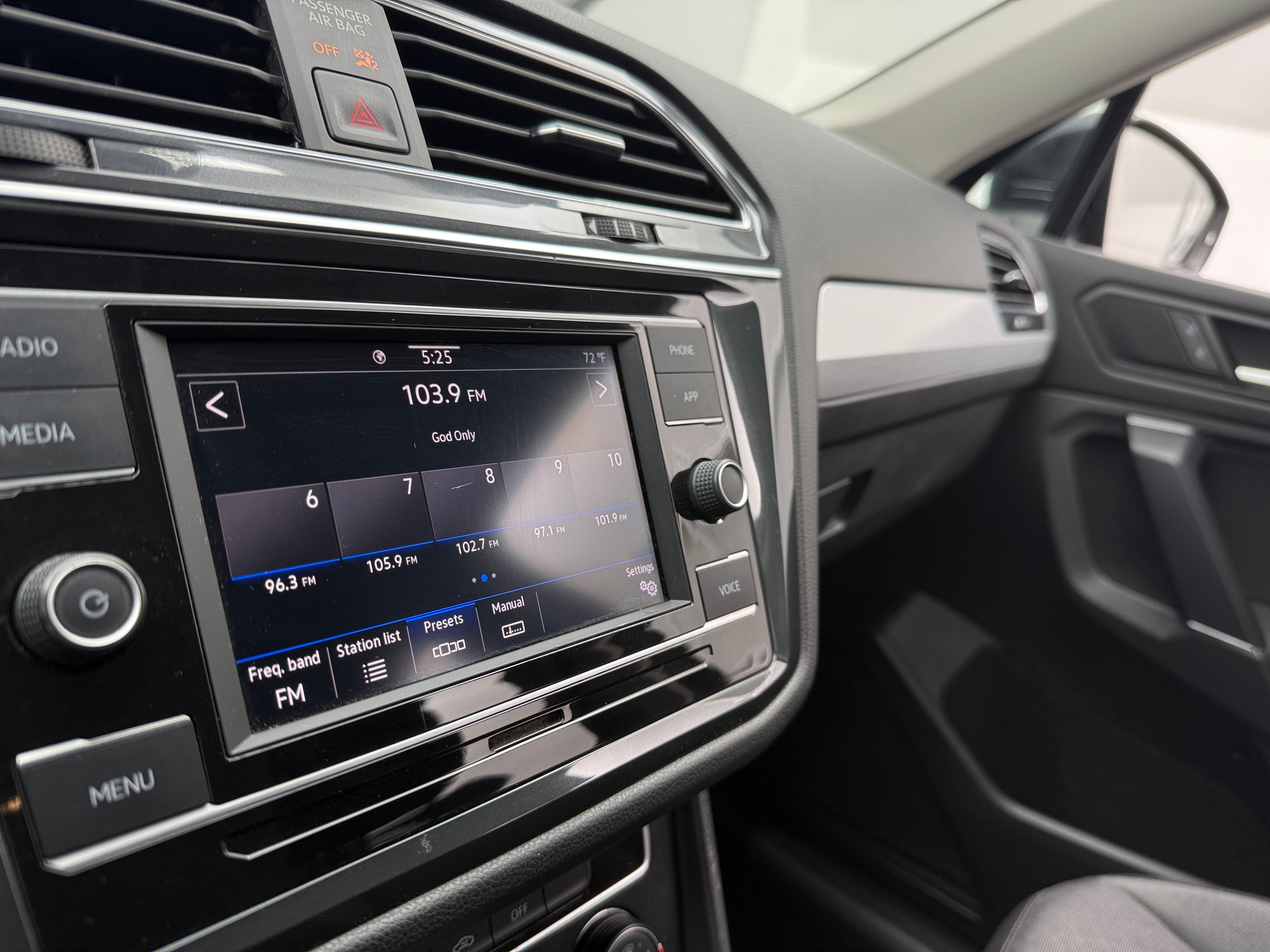 2020 Volkswagen Tiguan S 4