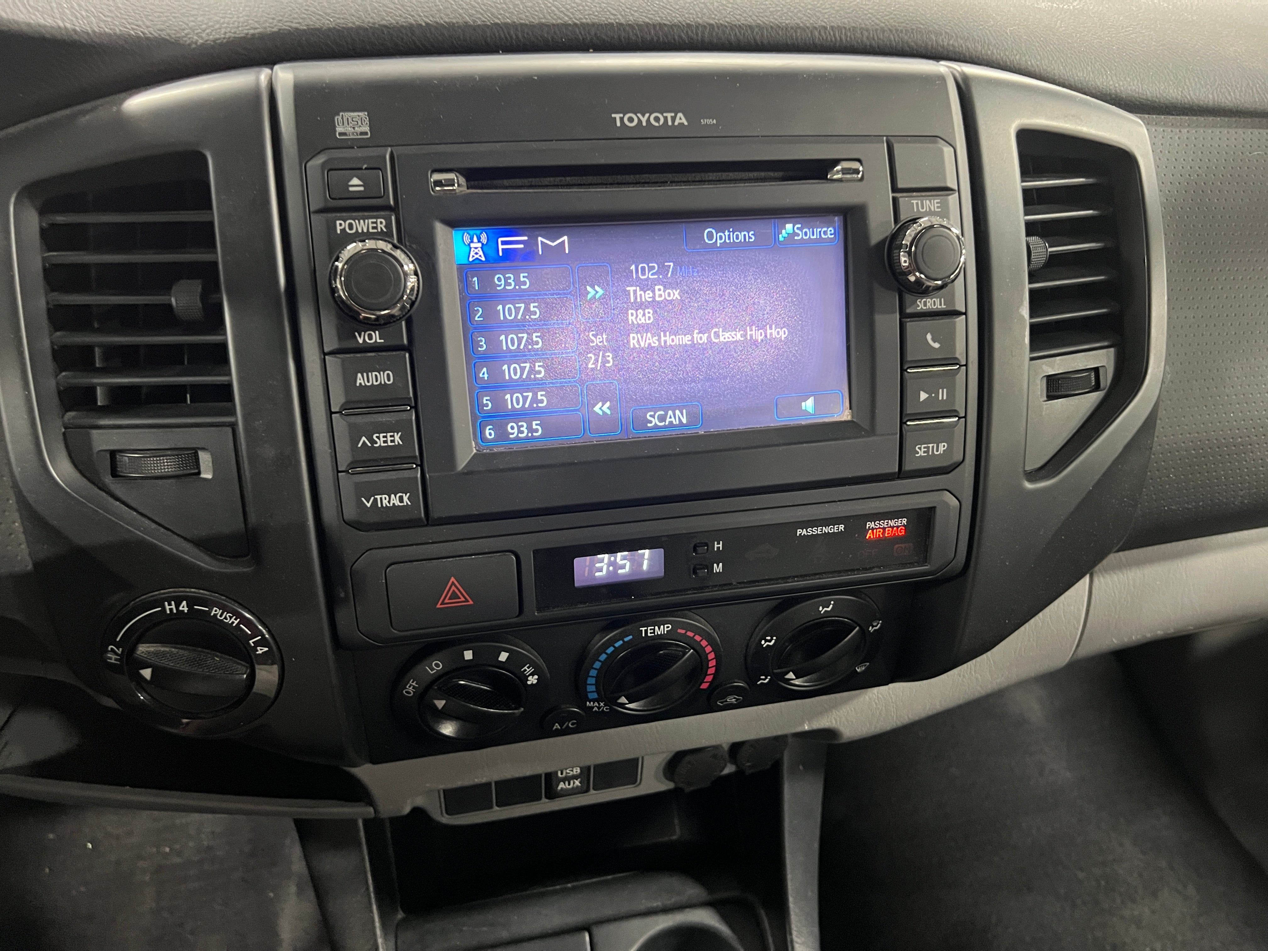 2013 Toyota Tacoma  4