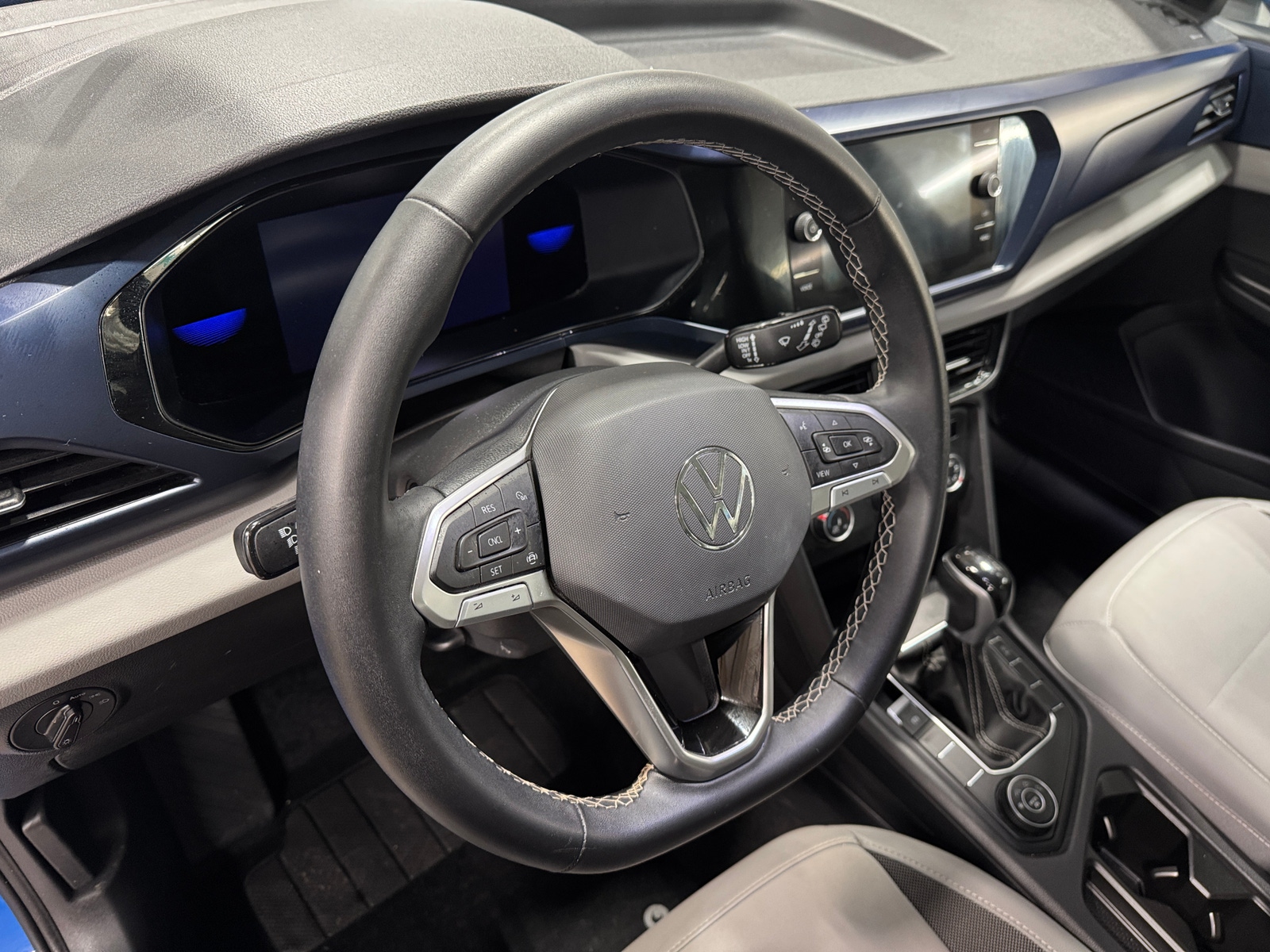 Thumbnail: 2022 Volkswagen Taos - 2