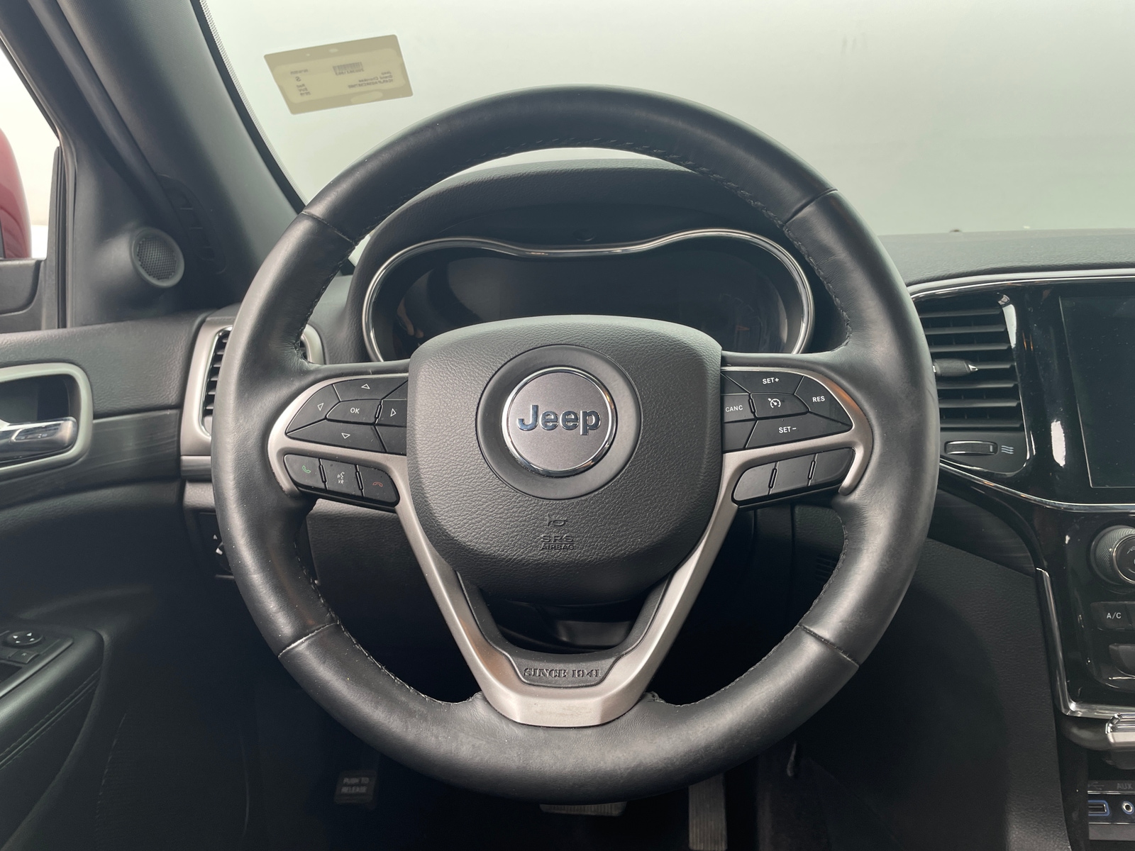 Thumbnail: 2019 Jeep Grand Cherokee - 5