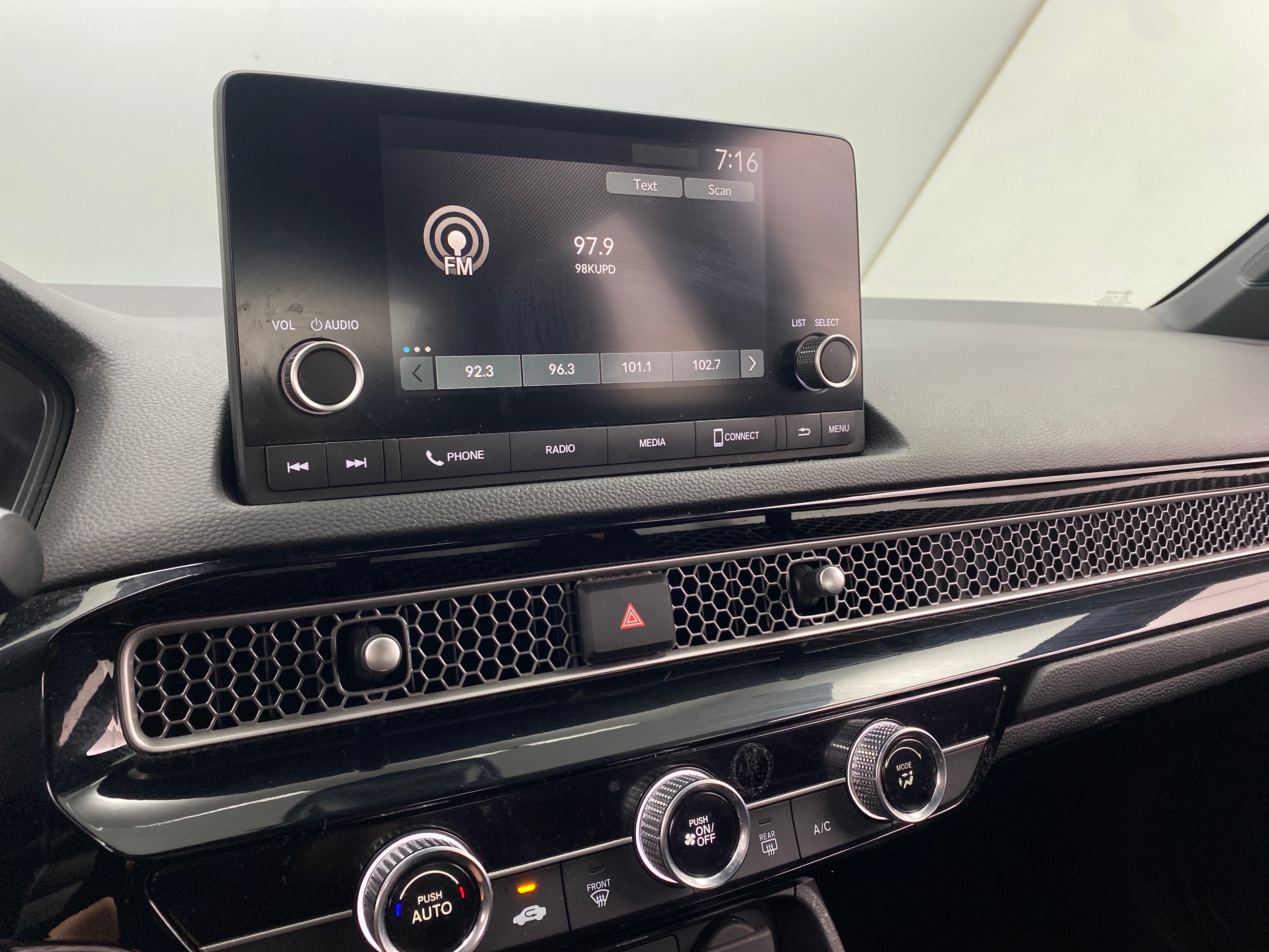 2022 Honda Civic Sport 4