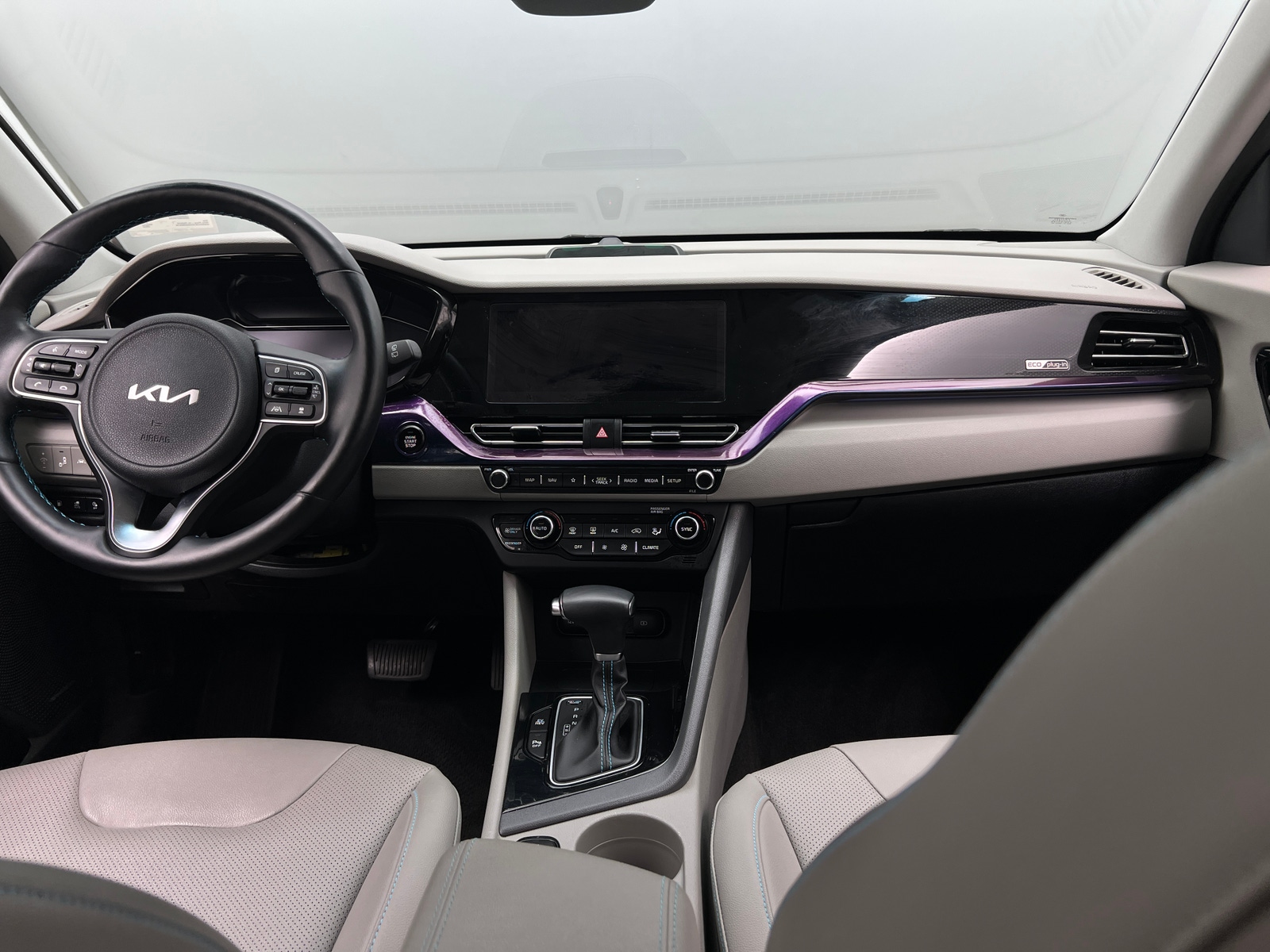 Thumbnail: 2022 Kia Niro - 2