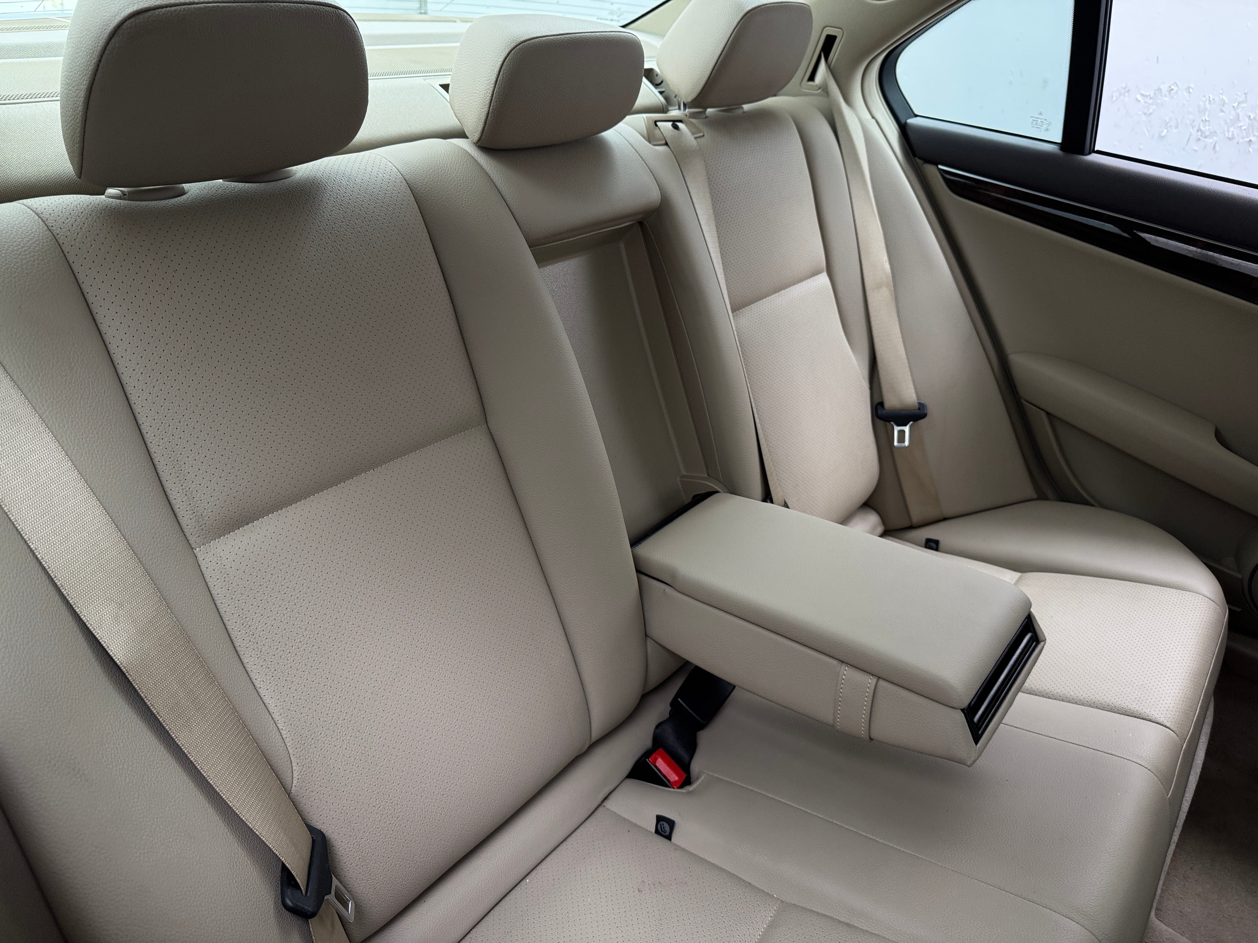 2013 Mercedes-Benz C-Class C 300 5