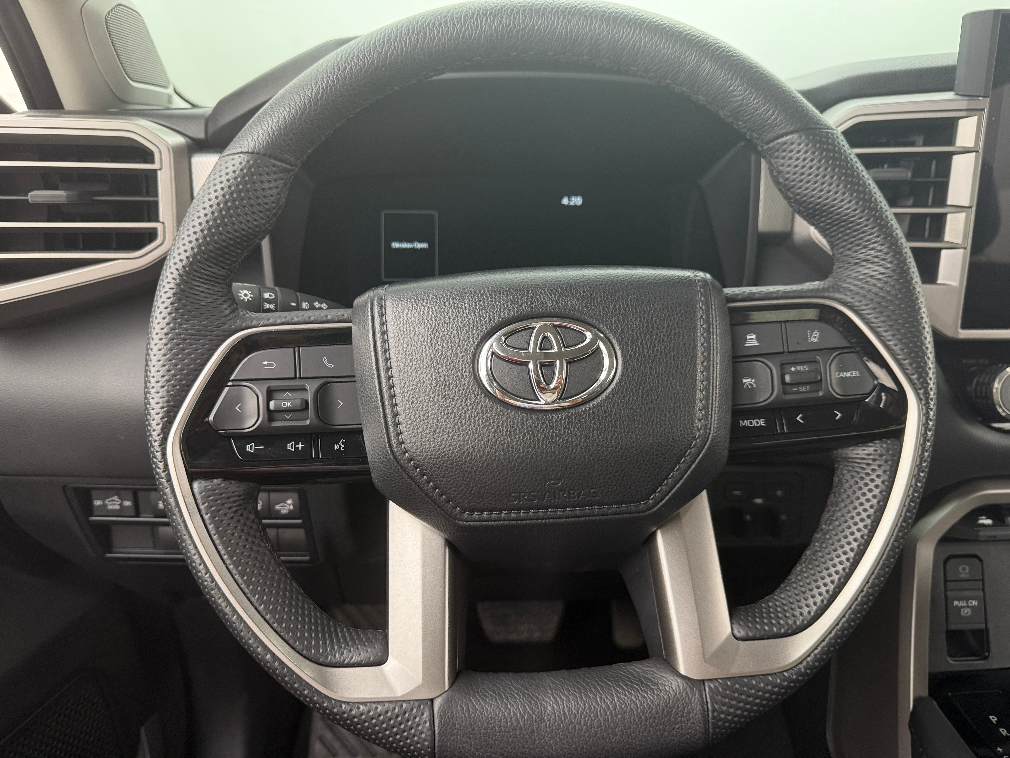 2024 Toyota Tundra Limited 4