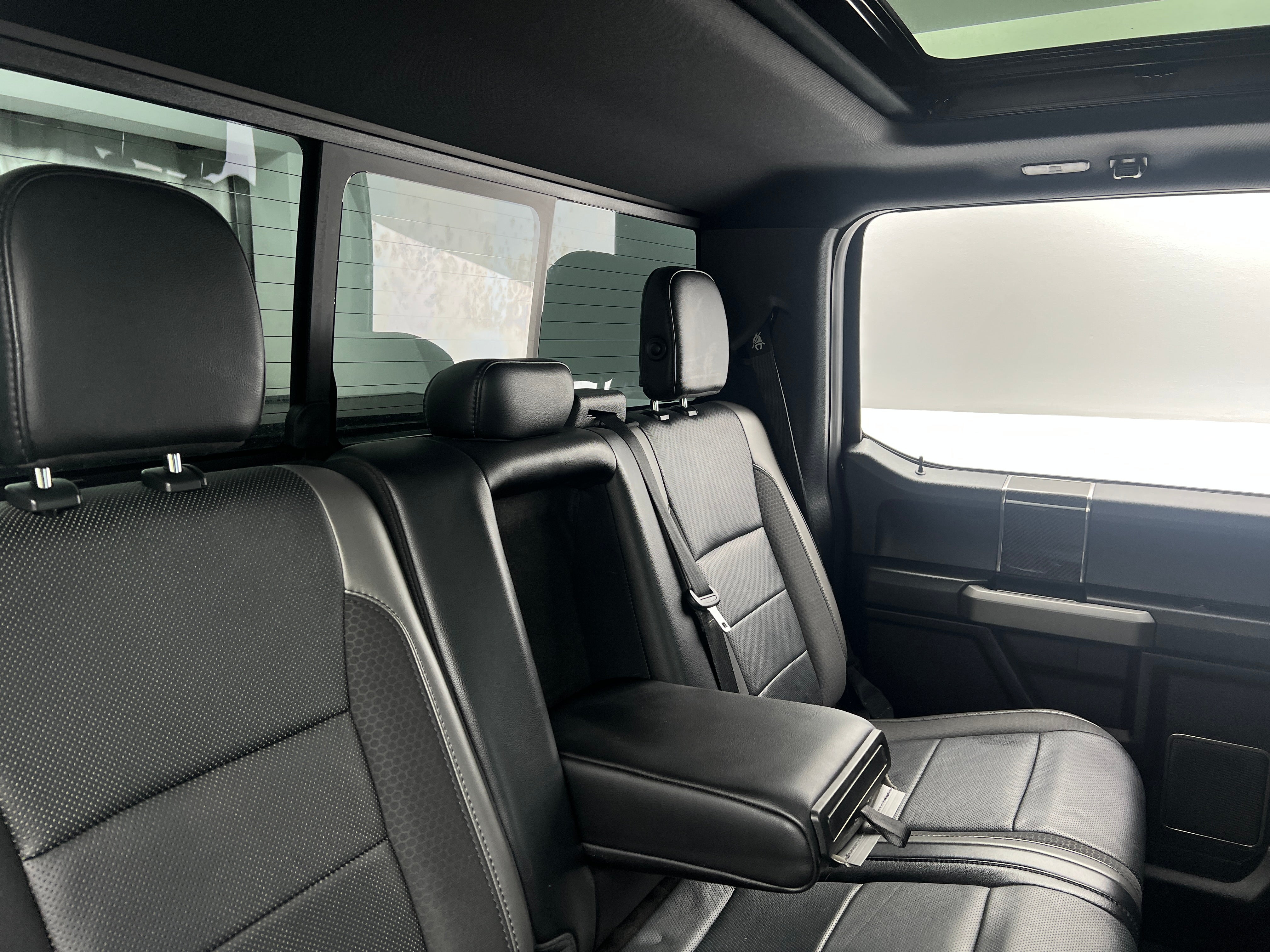 2019 Ford Econoline E-150 5