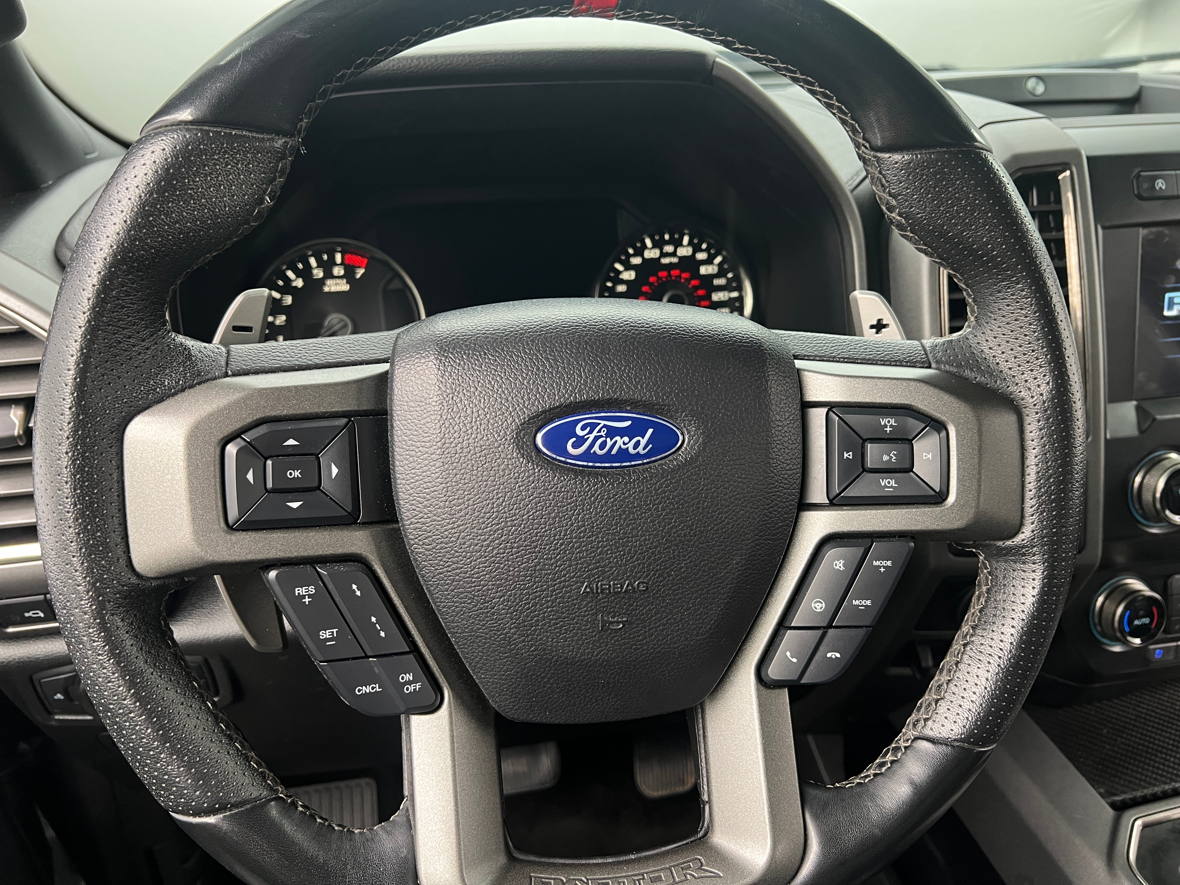 2019 Ford Econoline E-150 4