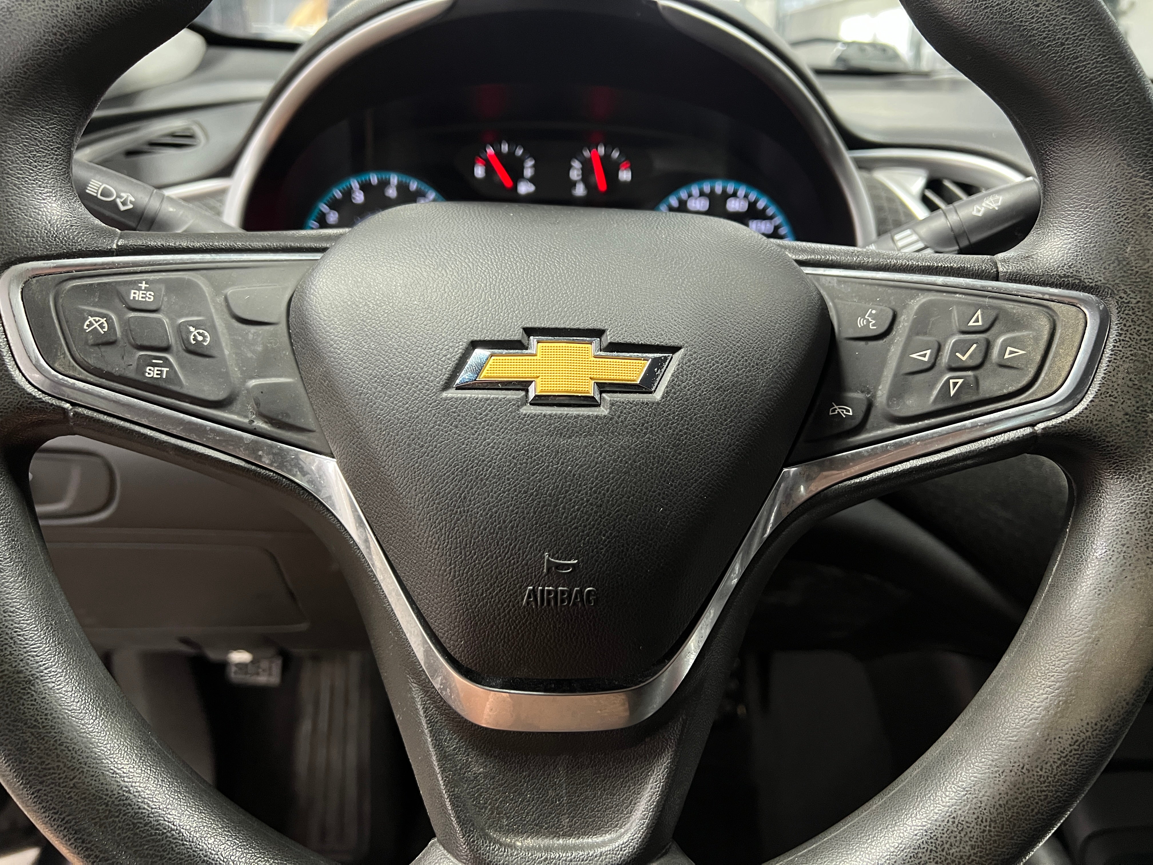 2017 Chevrolet Malibu LS 5