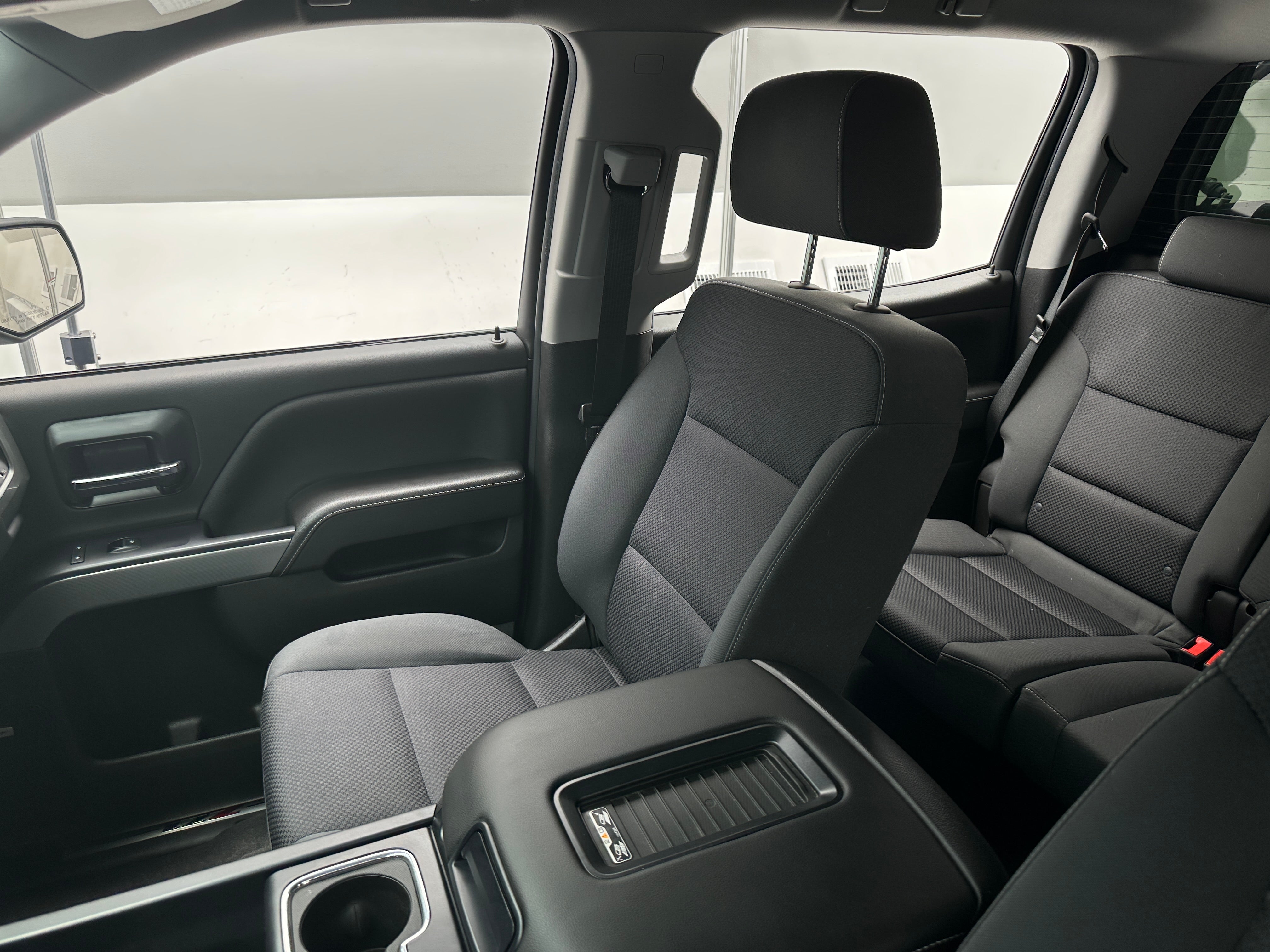 Thumbnail: 2018 Chevrolet Silverado 1500 - 2