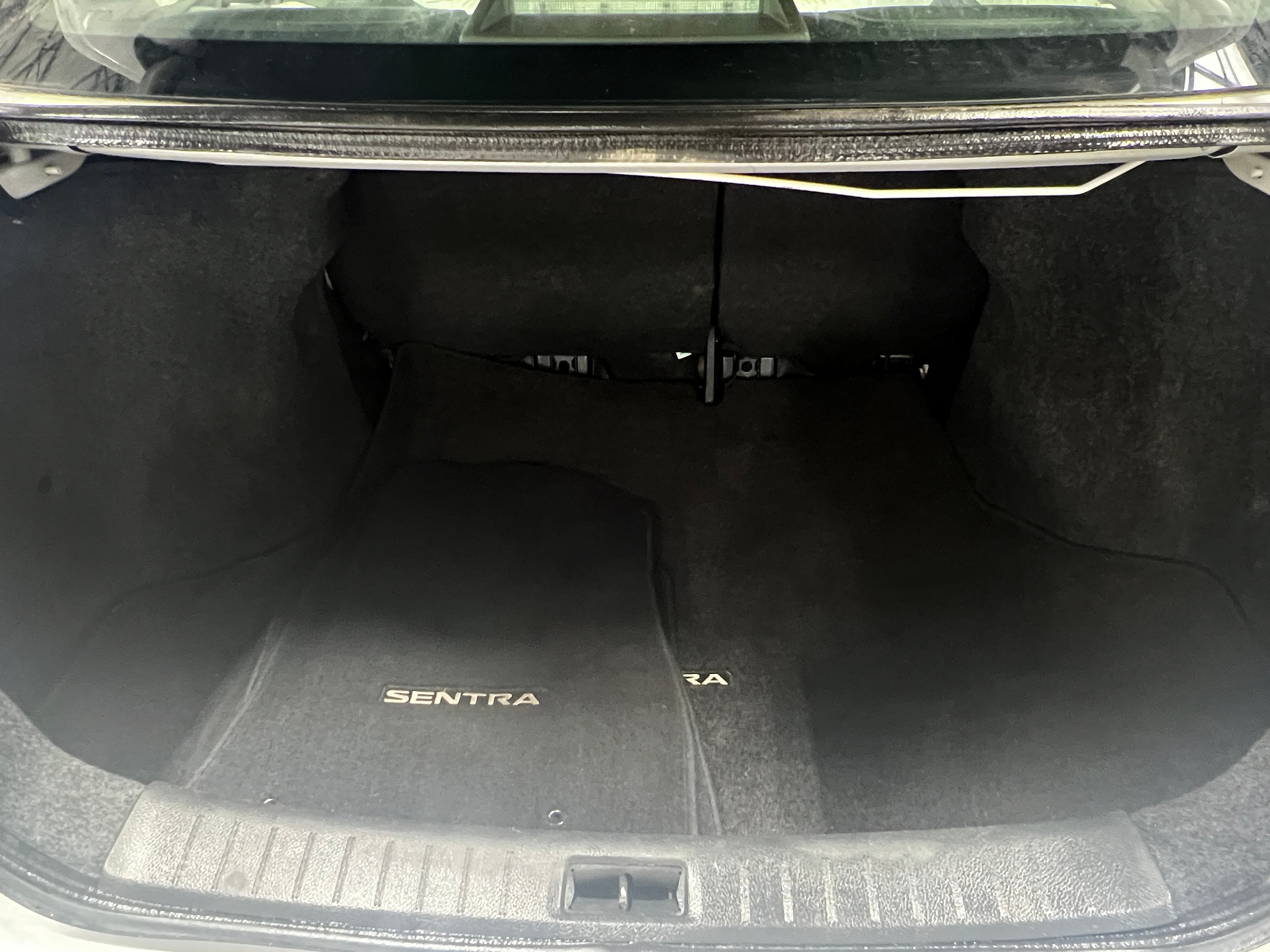 2016 Nissan Sentra SV 7