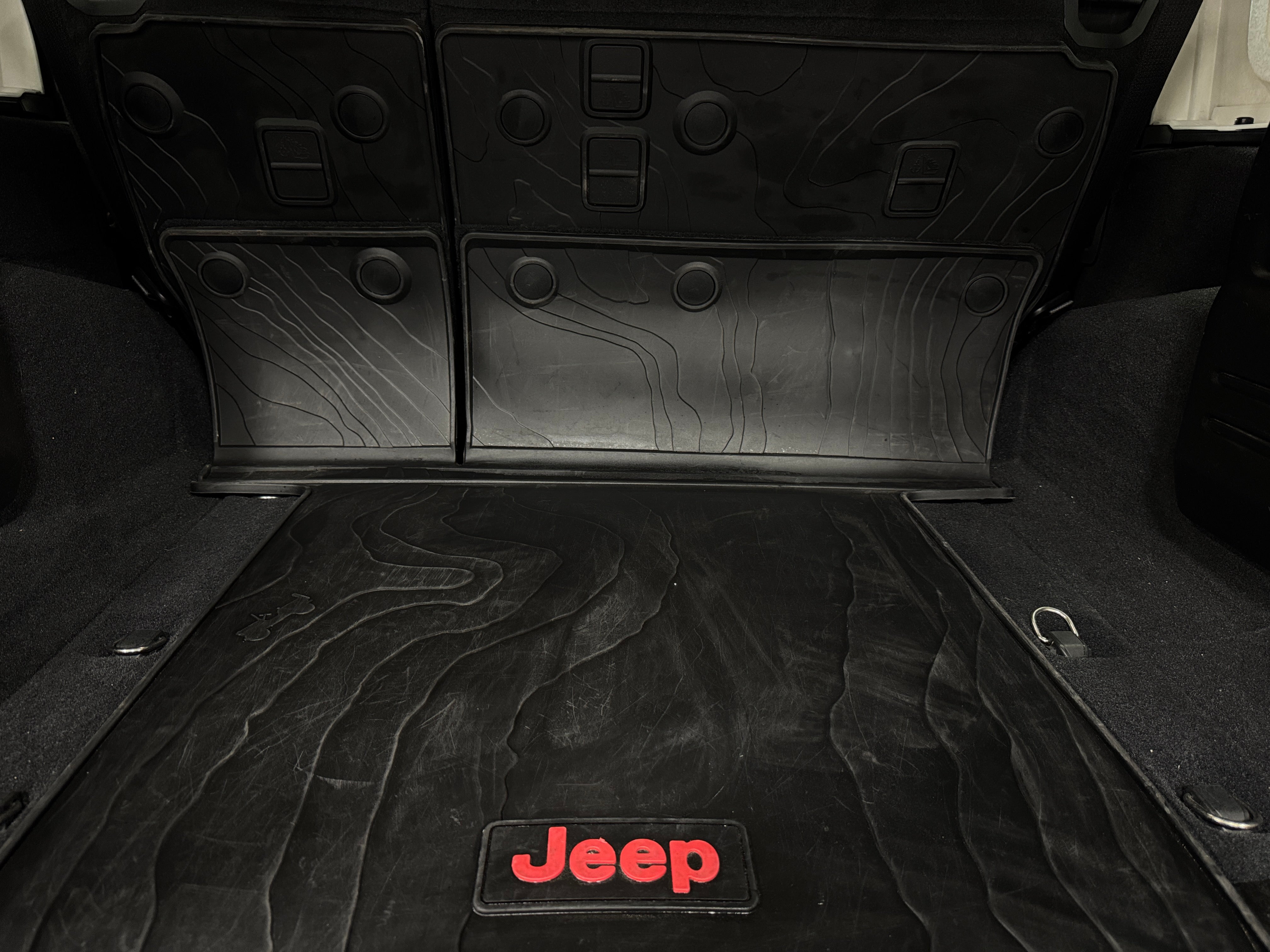 2019 Jeep Wrangler Unlimited Sahara 7