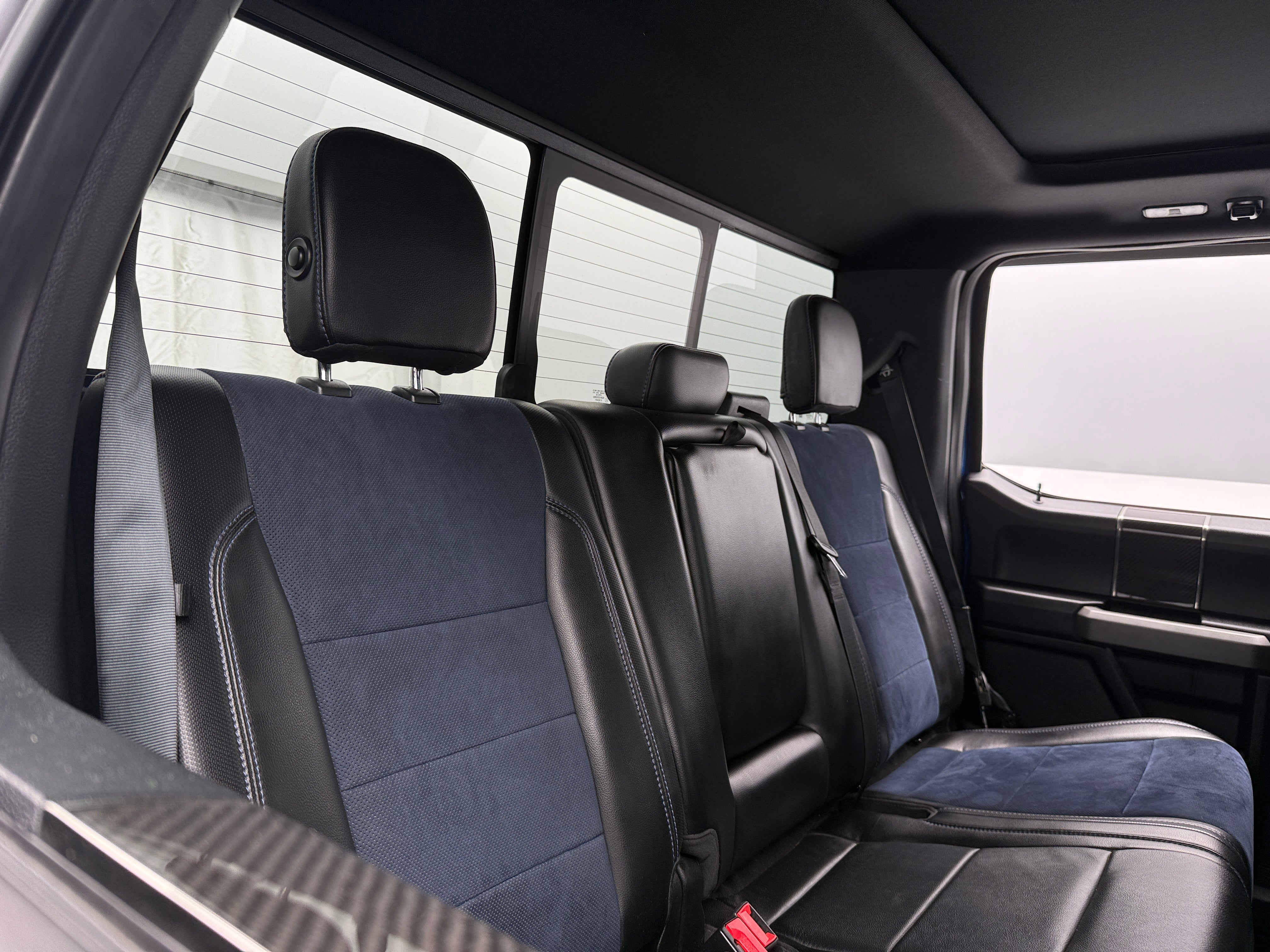 Thumbnail: 2019 Ford Econoline - 6