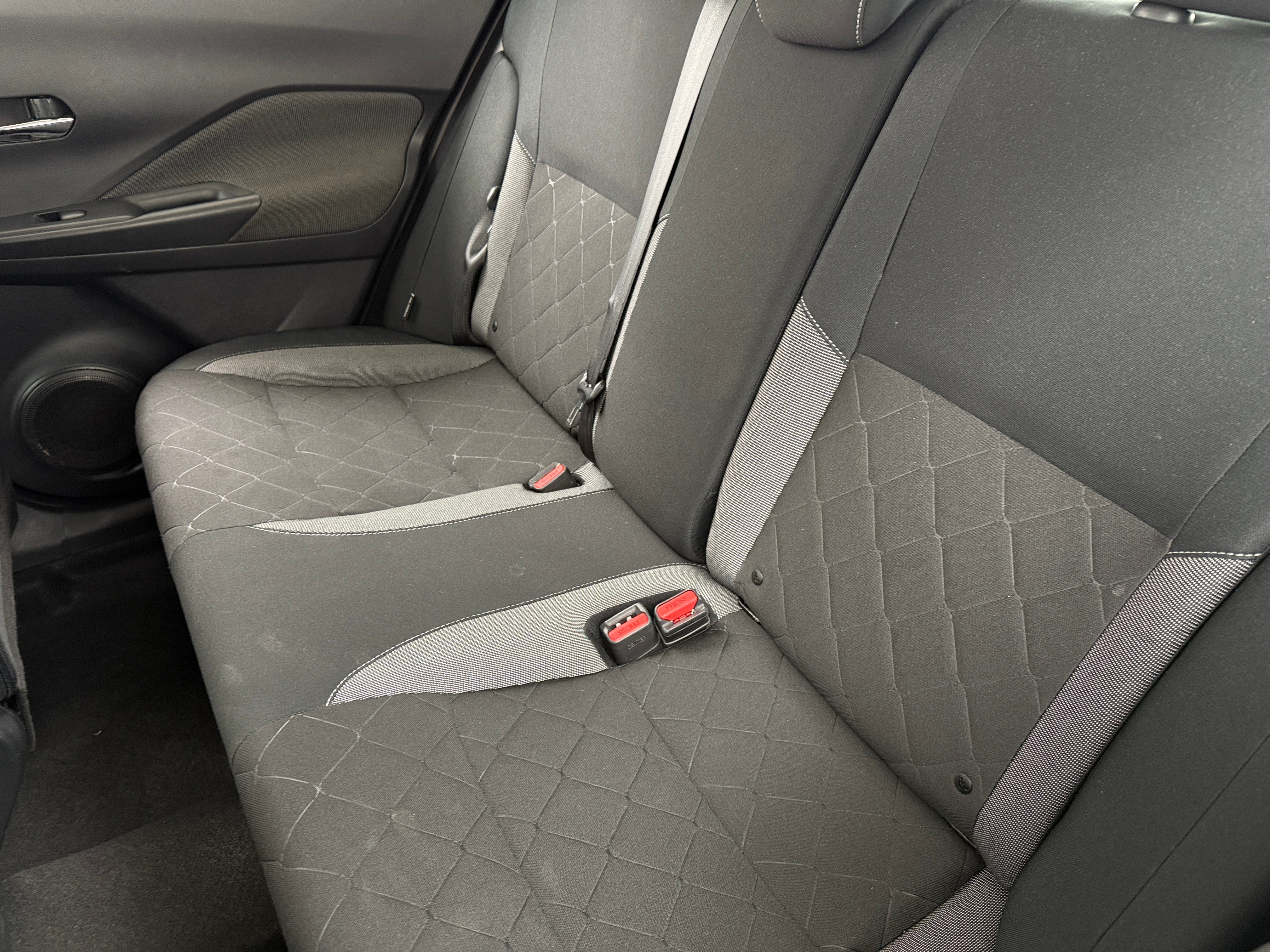 2020 Nissan Kicks S 6