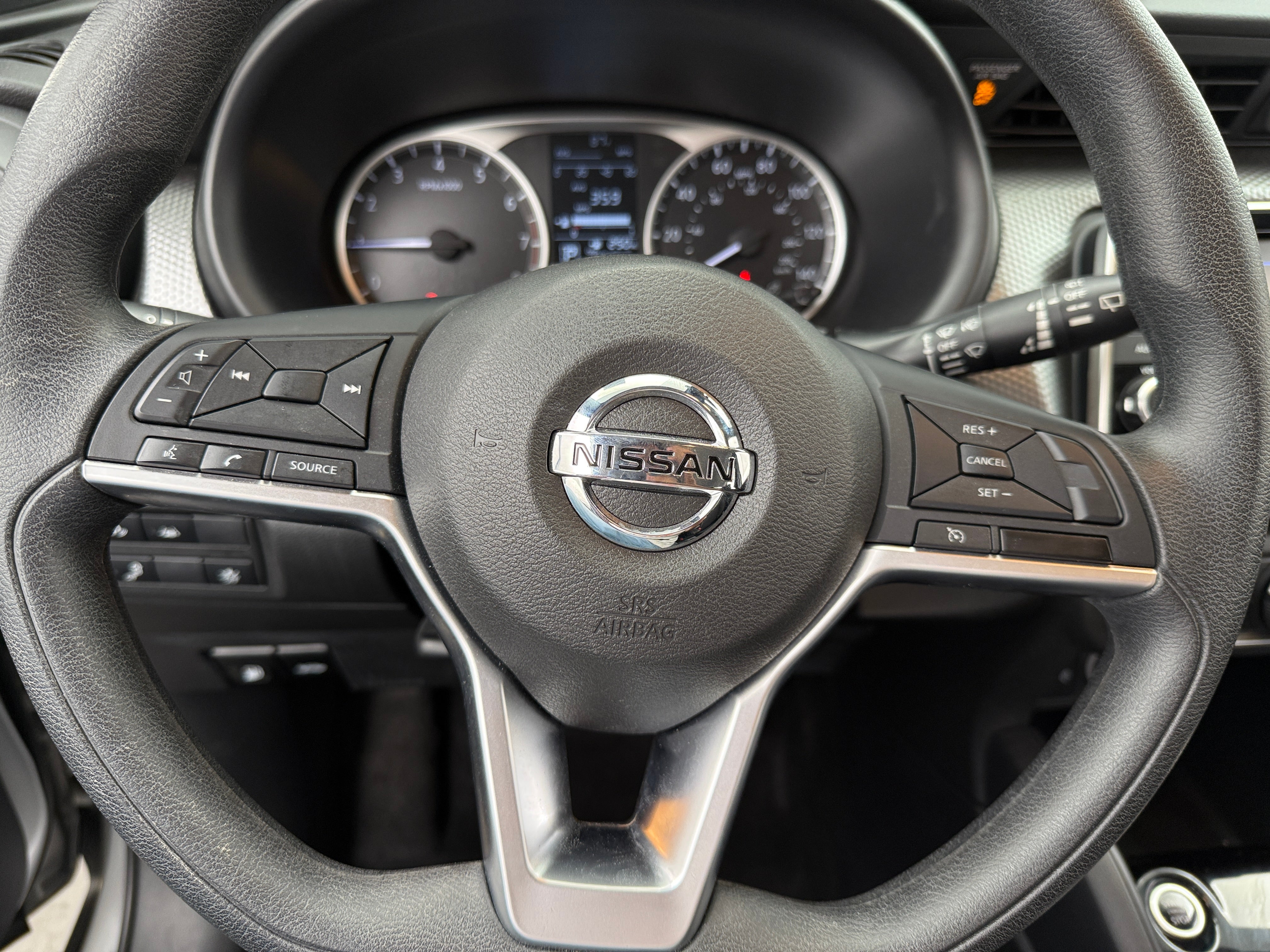 2020 Nissan Kicks S 5