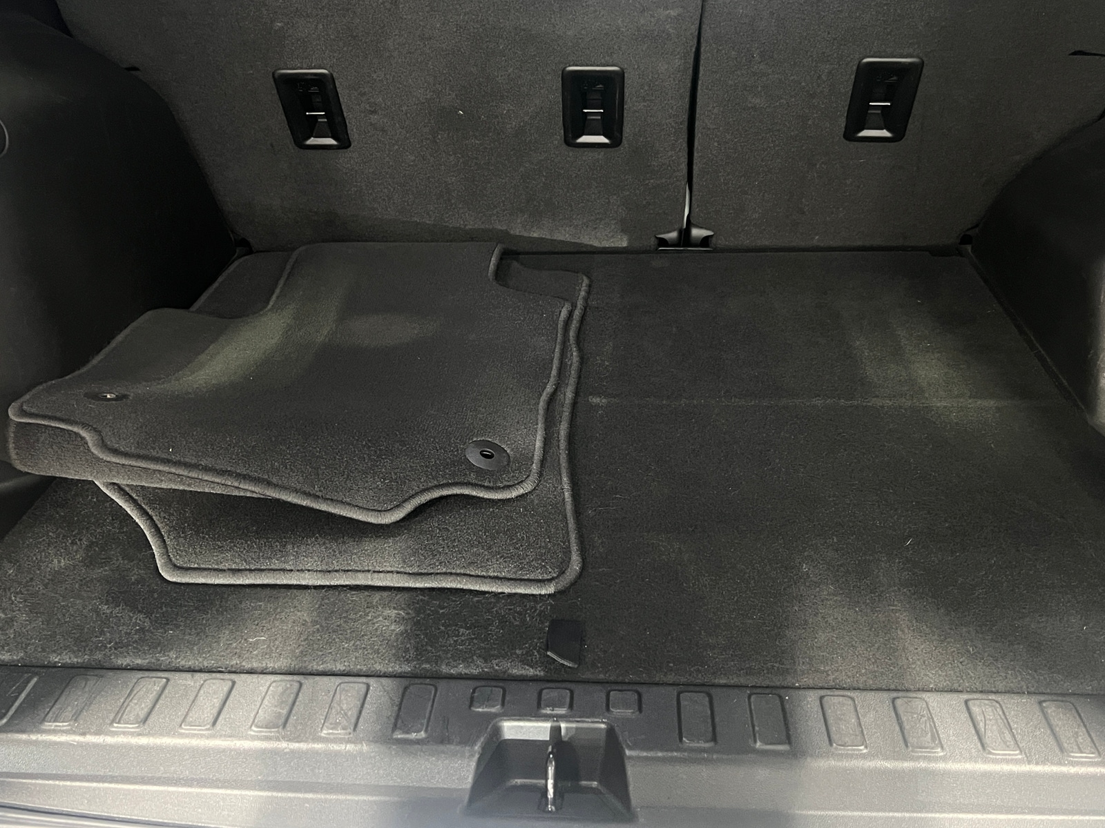 Thumbnail: 2020 Chevrolet Equinox - 6