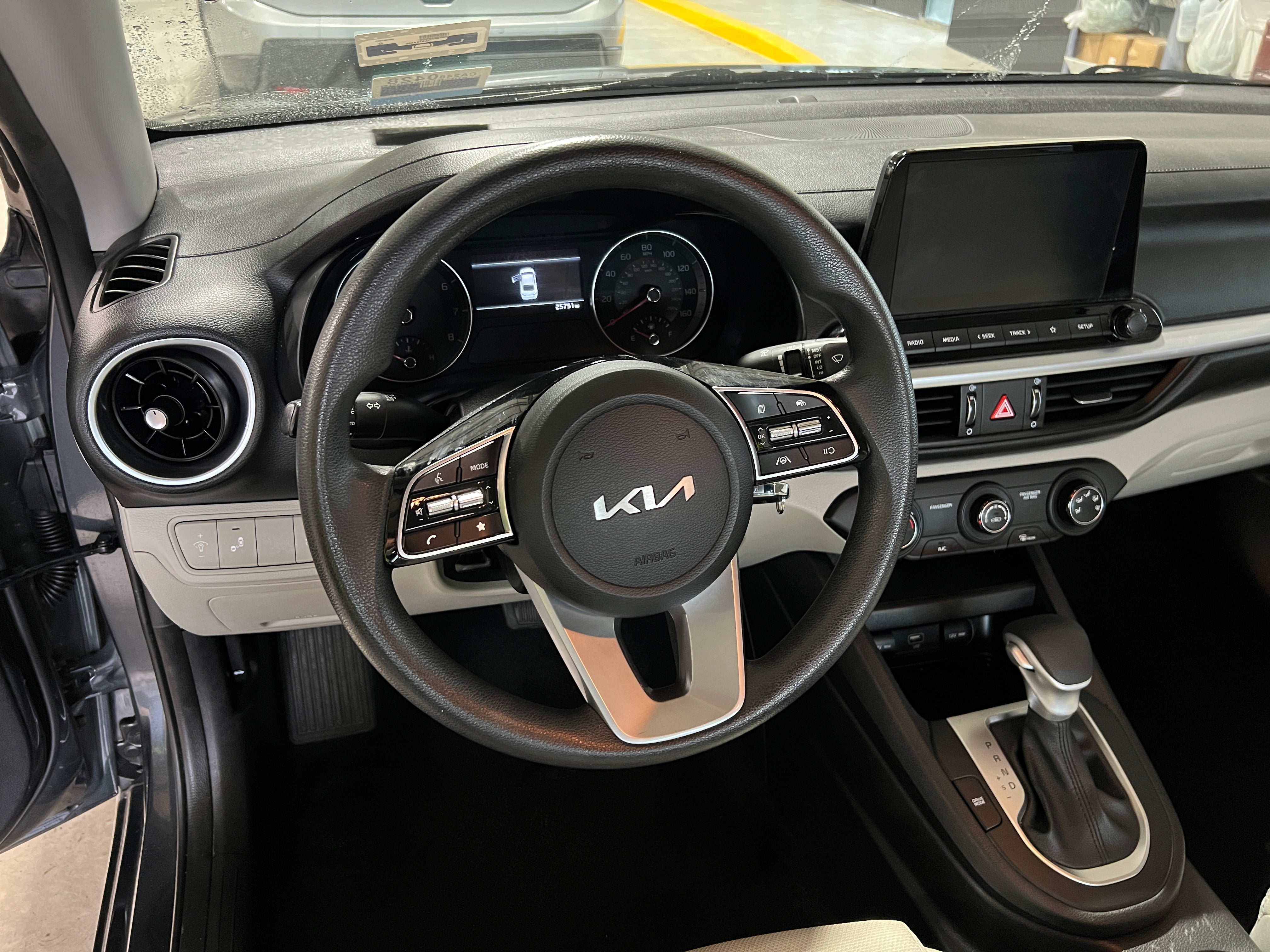 Thumbnail: 2023 Kia Forte - 5