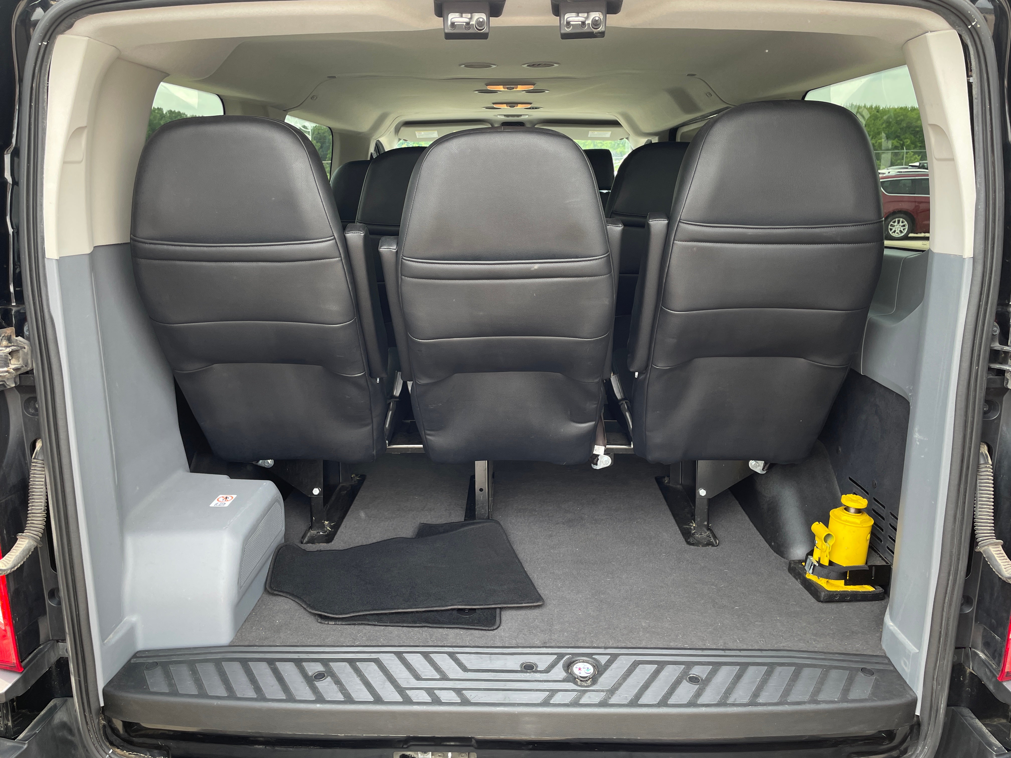 Thumbnail: 2019 Ford Transit Series - 7