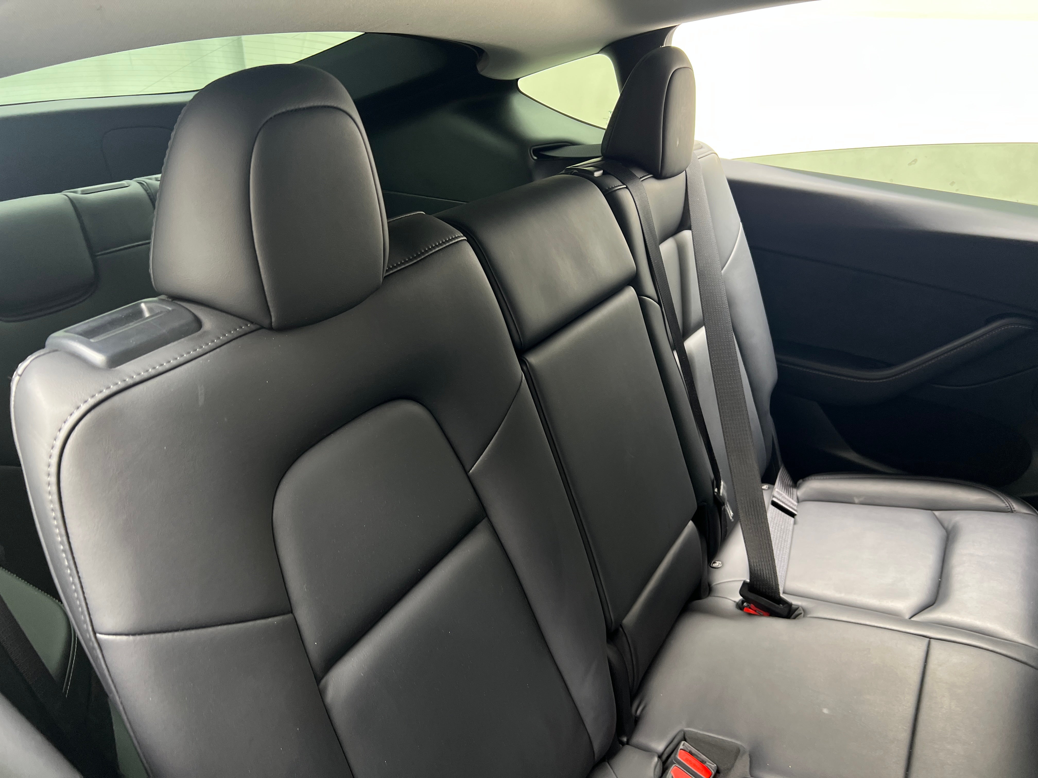 2023 Tesla Model Y Long Range 4