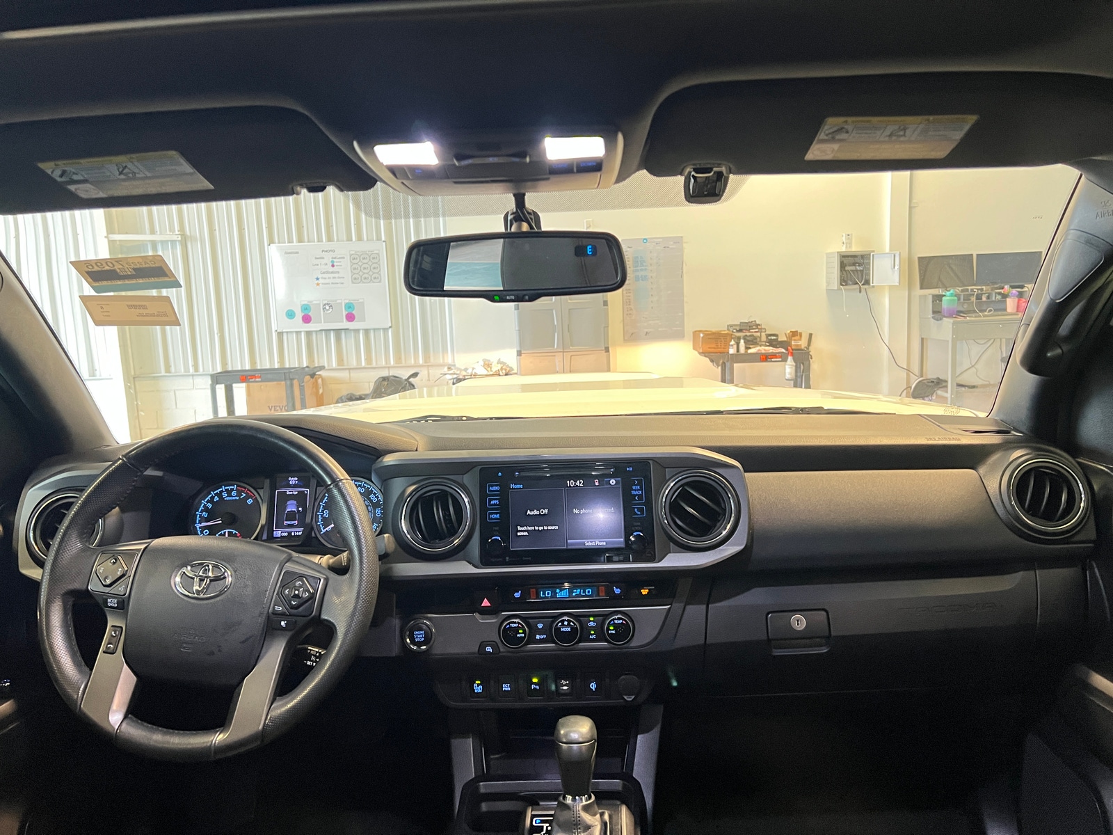 Thumbnail: 2017 Toyota Tacoma - 3