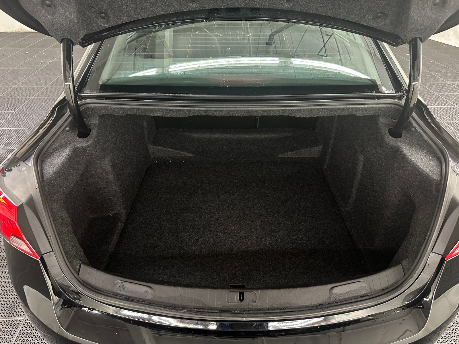 Thumbnail: 2018 Chevrolet Impala - 6
