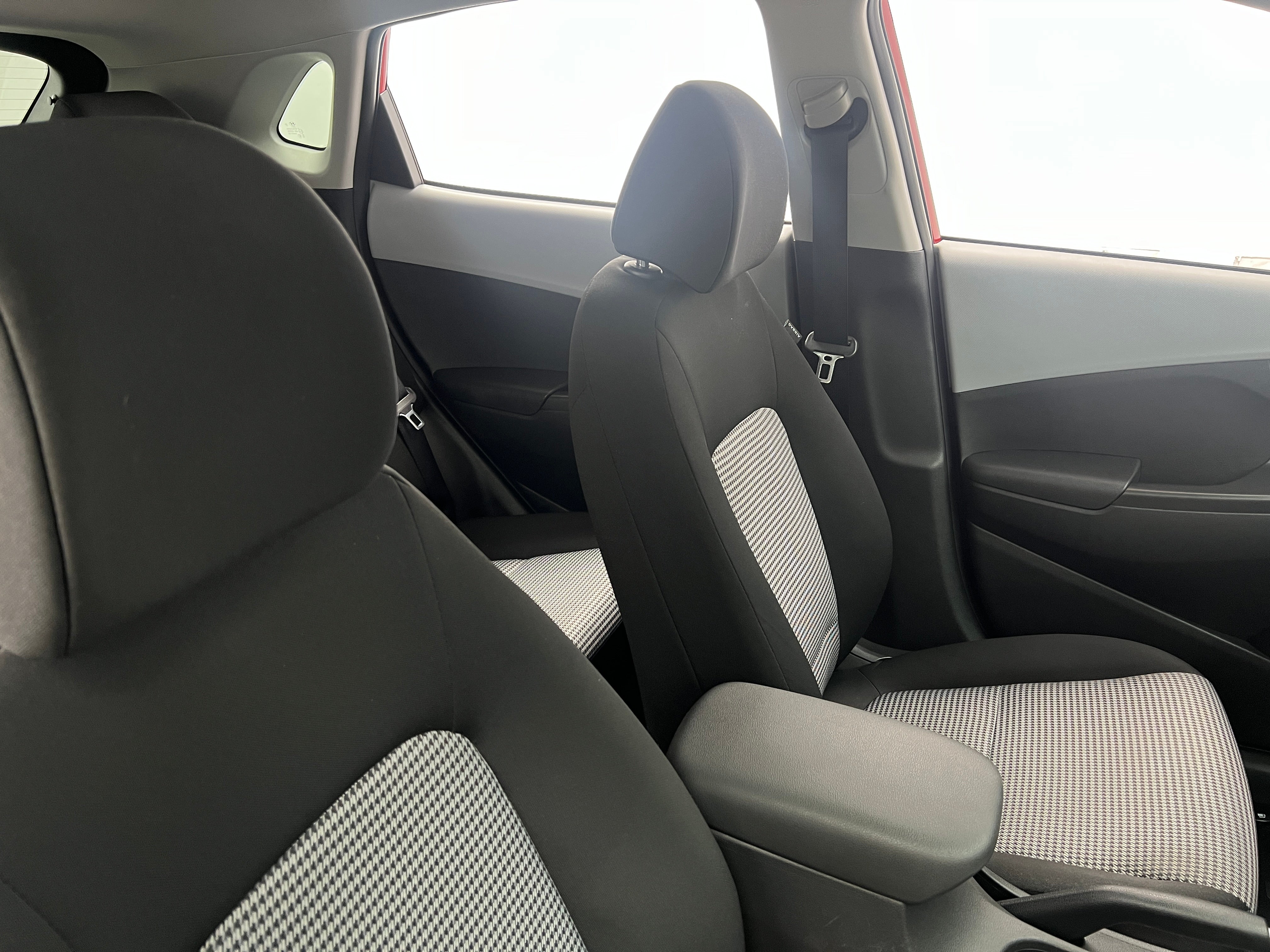 2019 Hyundai Kona SEL 2