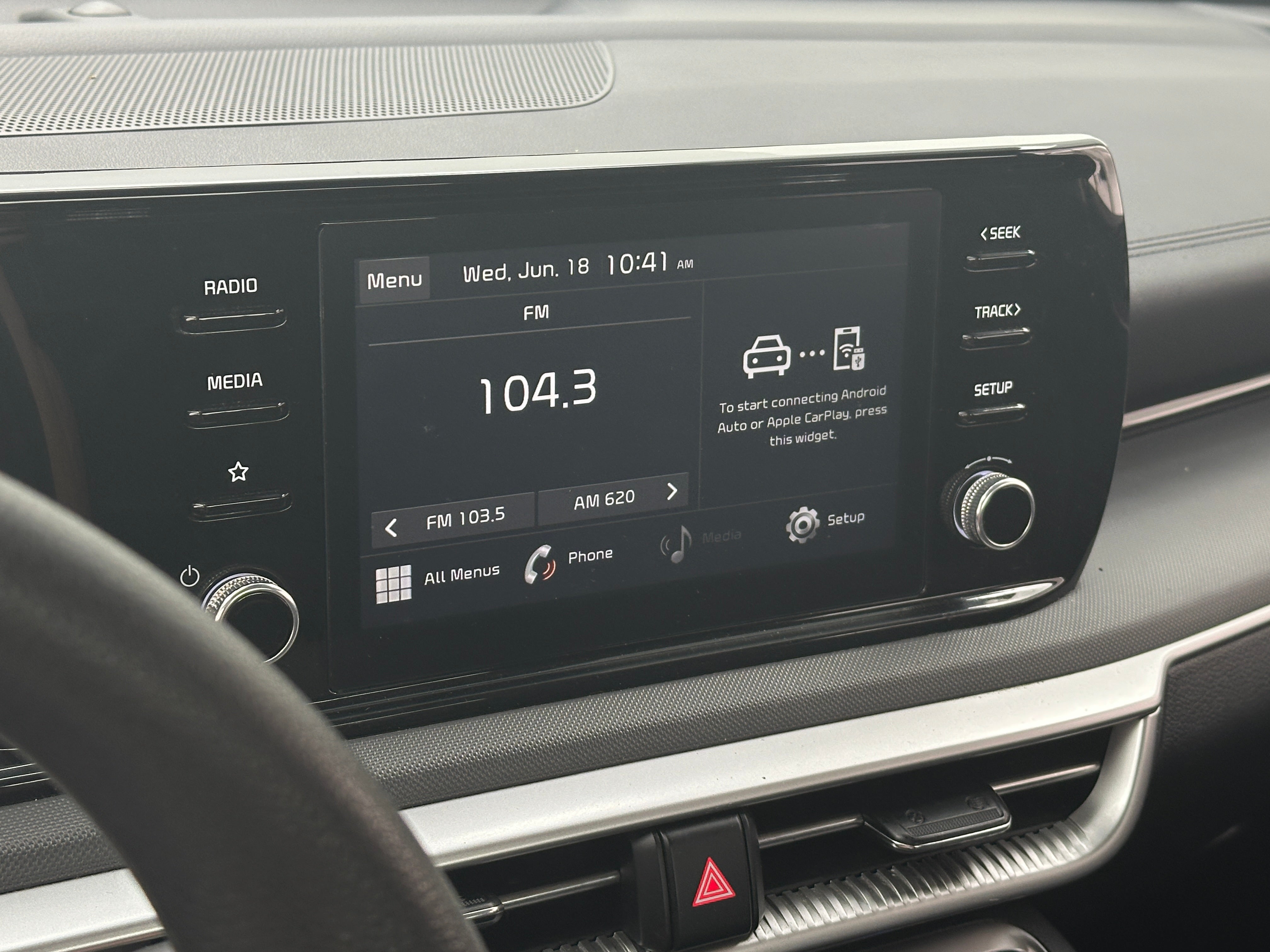 2023 Kia K5 LXS 4