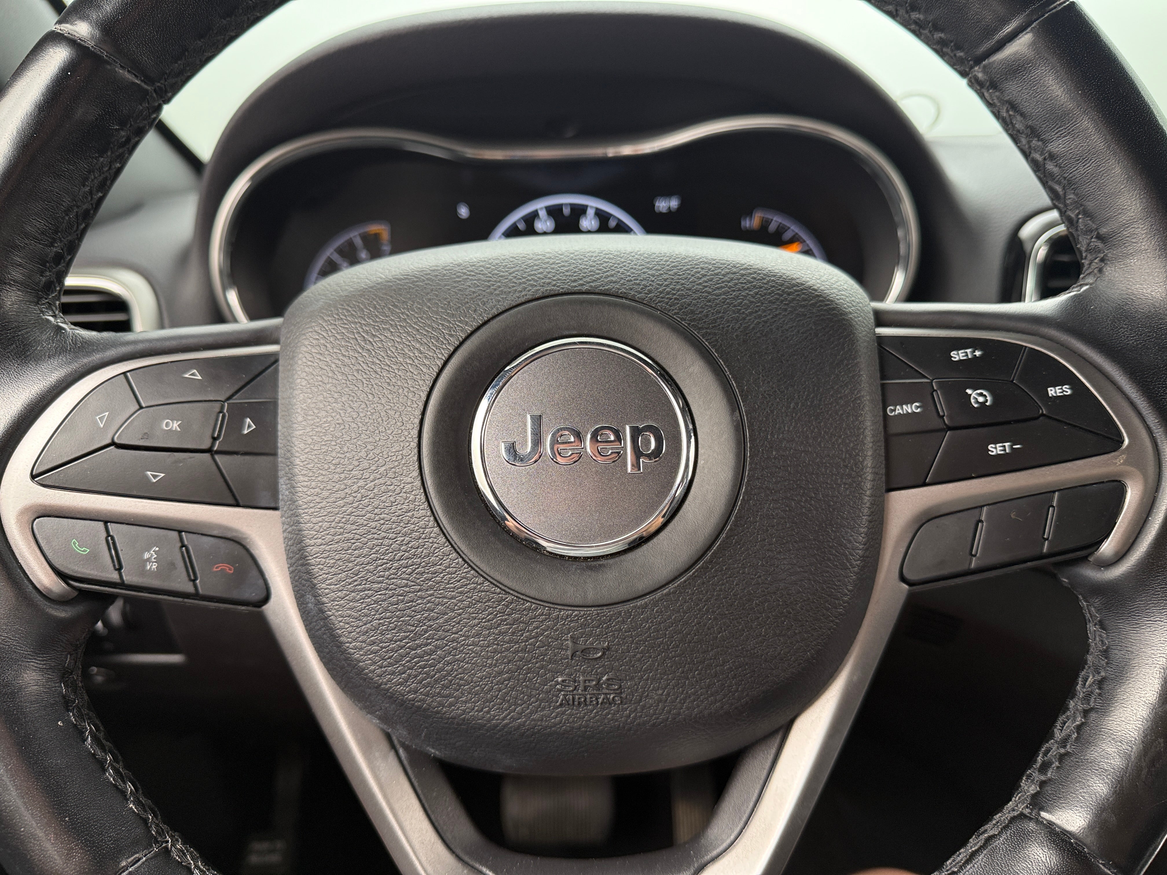 2020 Jeep Grand Cherokee Altitude 5
